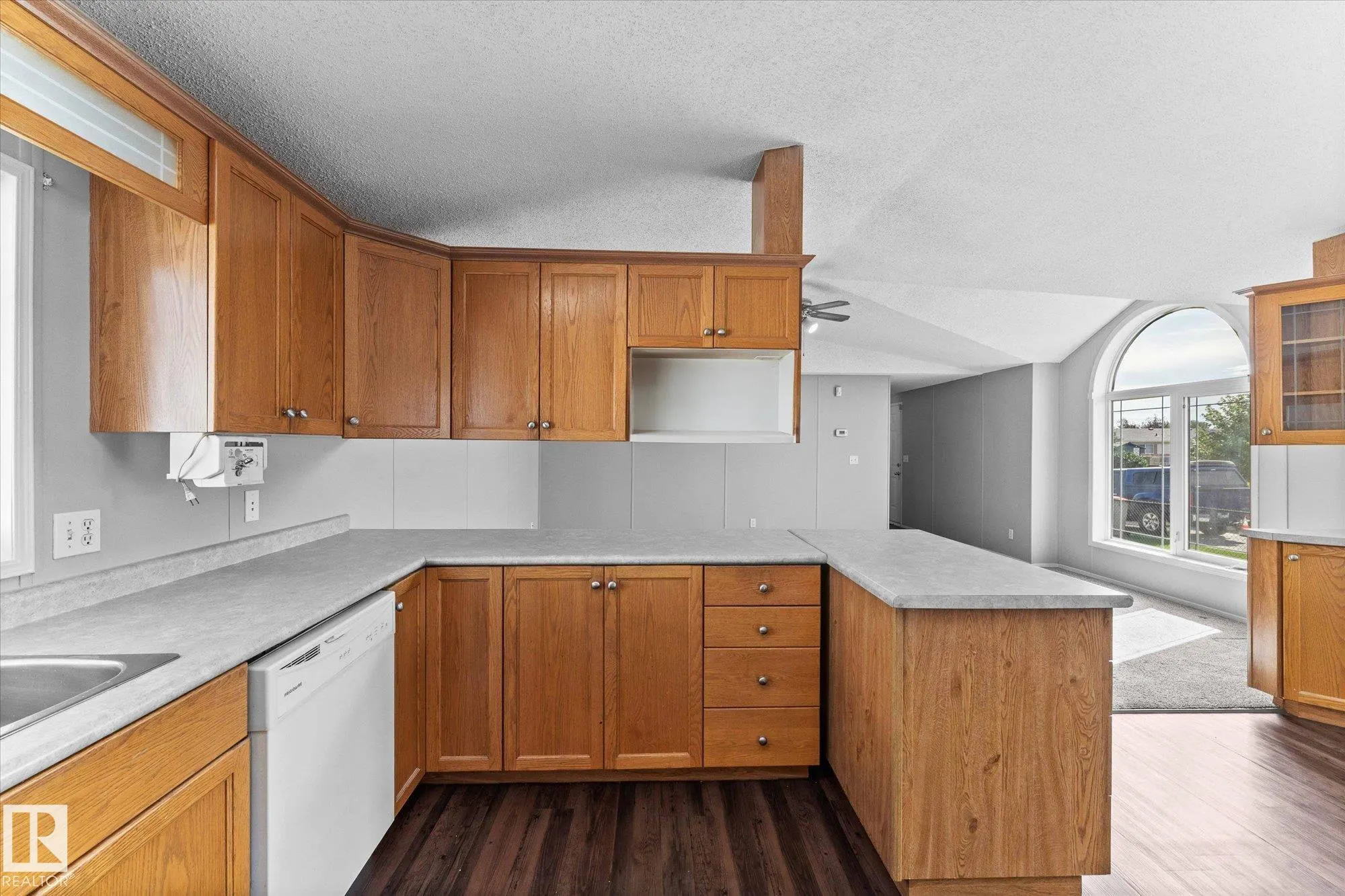 29 GRAYWOOD Cove