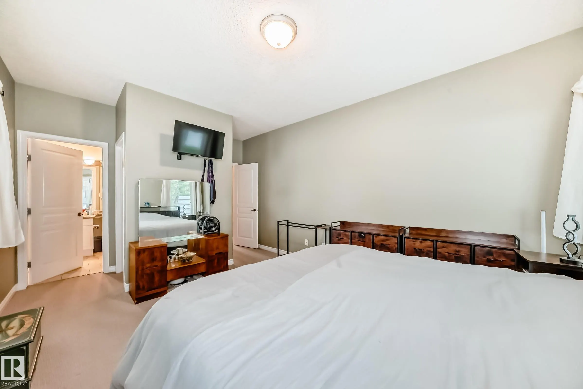 1 Hendrie Drive