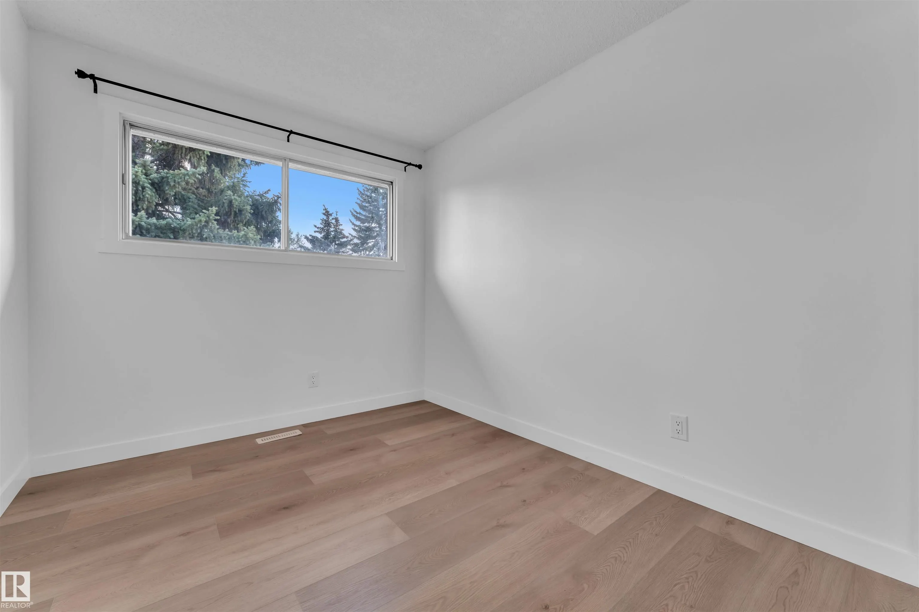 132 RICHFIELD Road