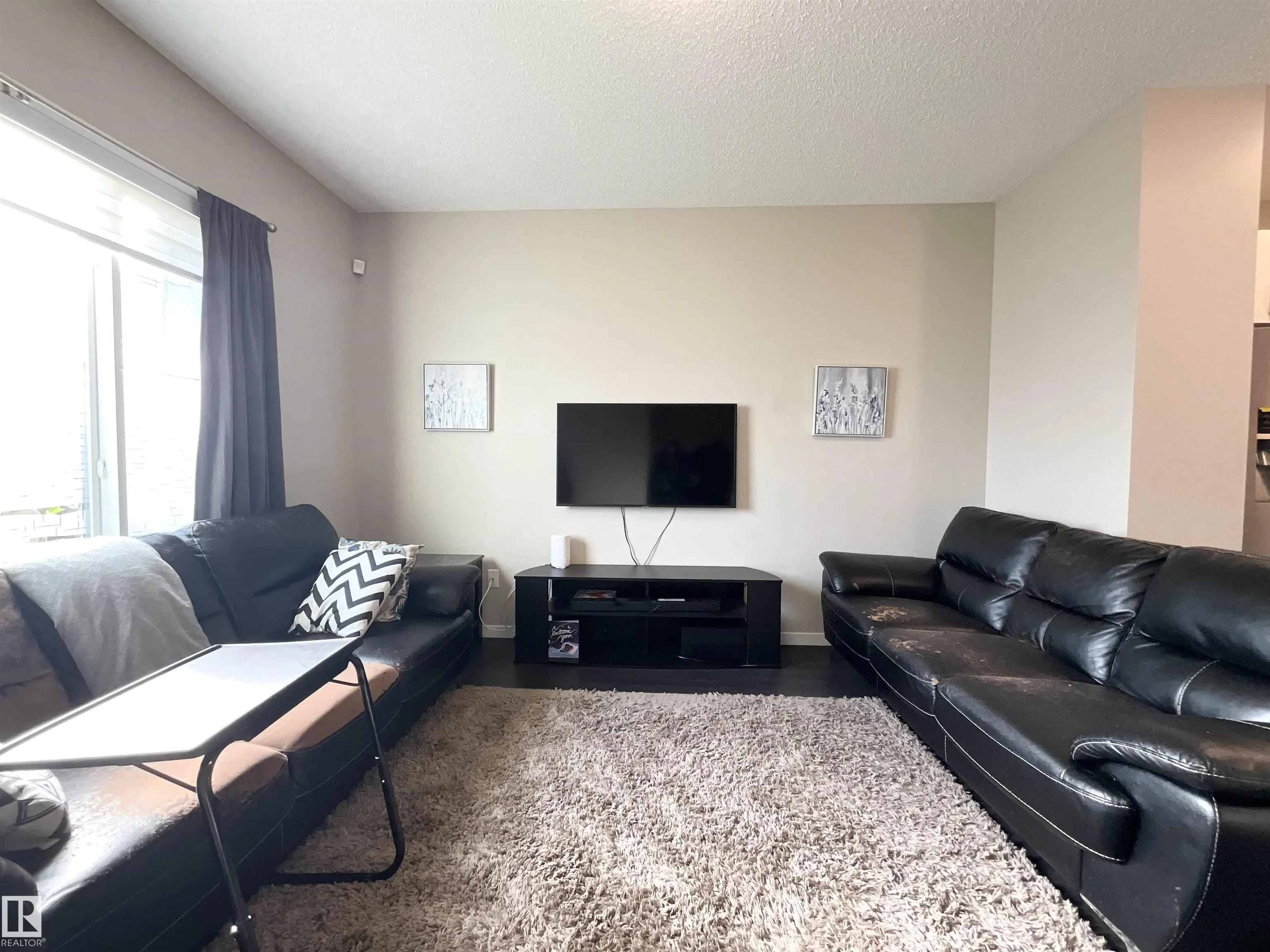 593 EBBERS Way