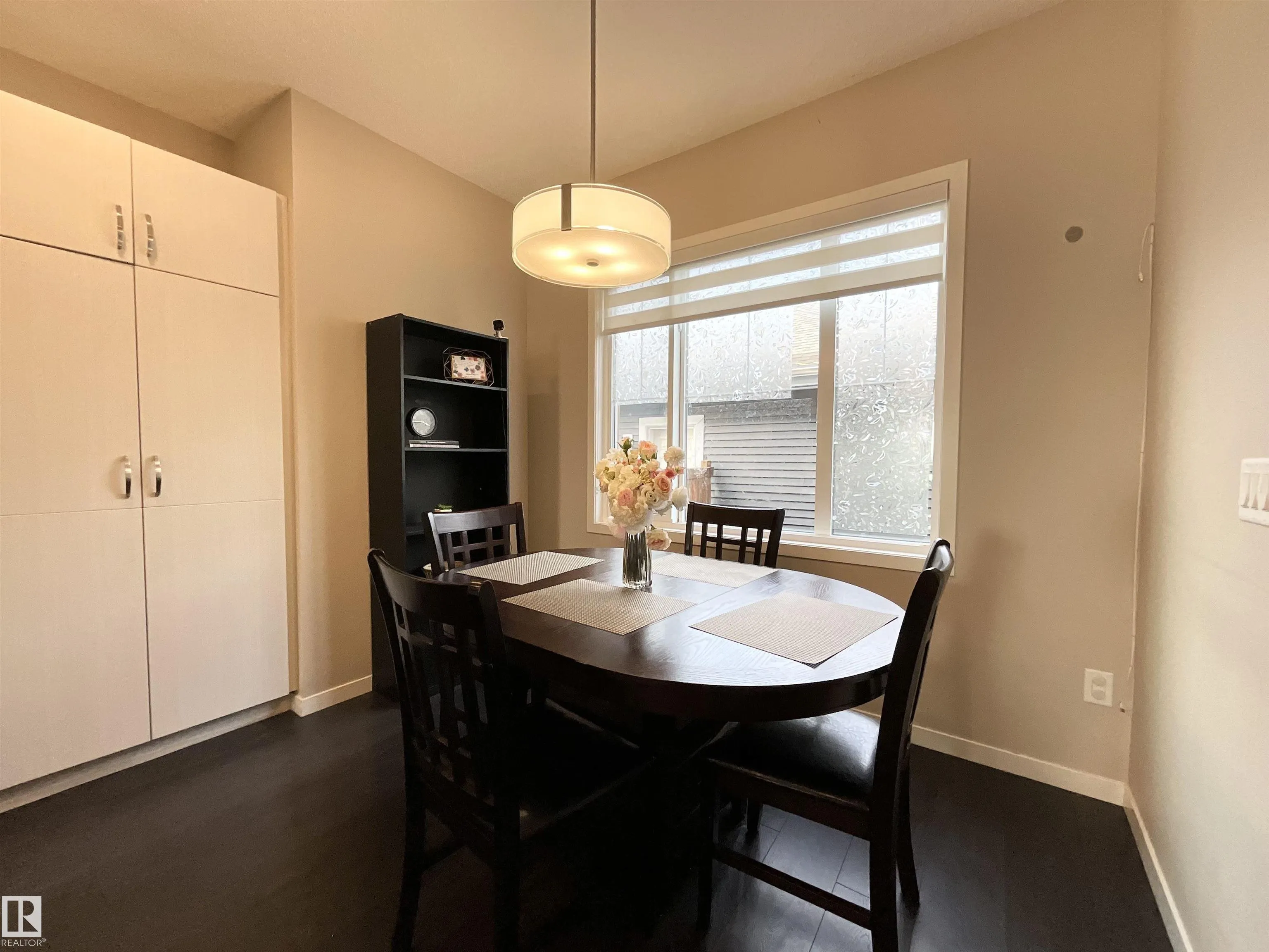 593 EBBERS Way