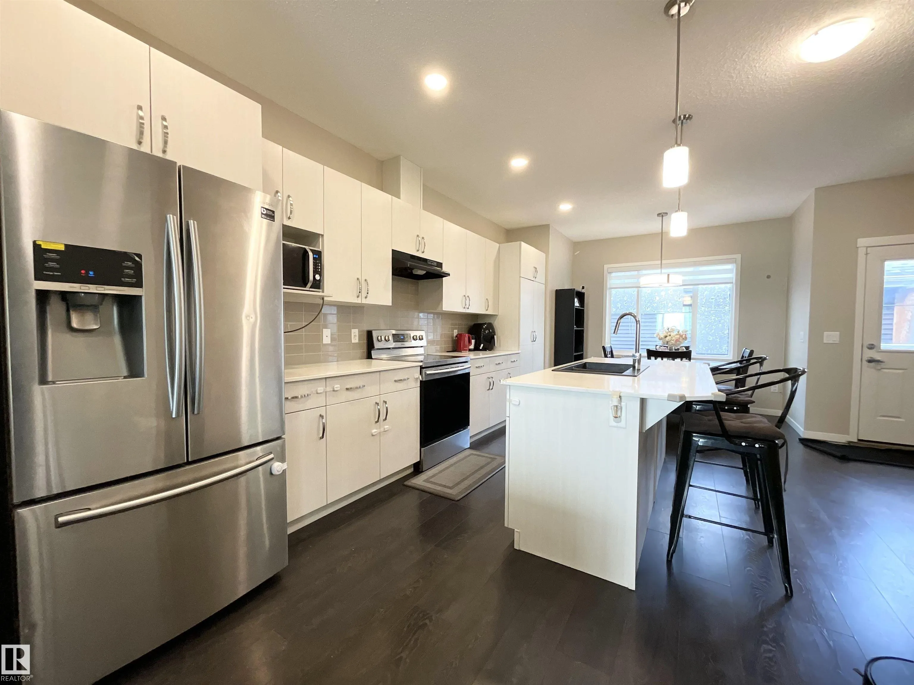 593 EBBERS Way