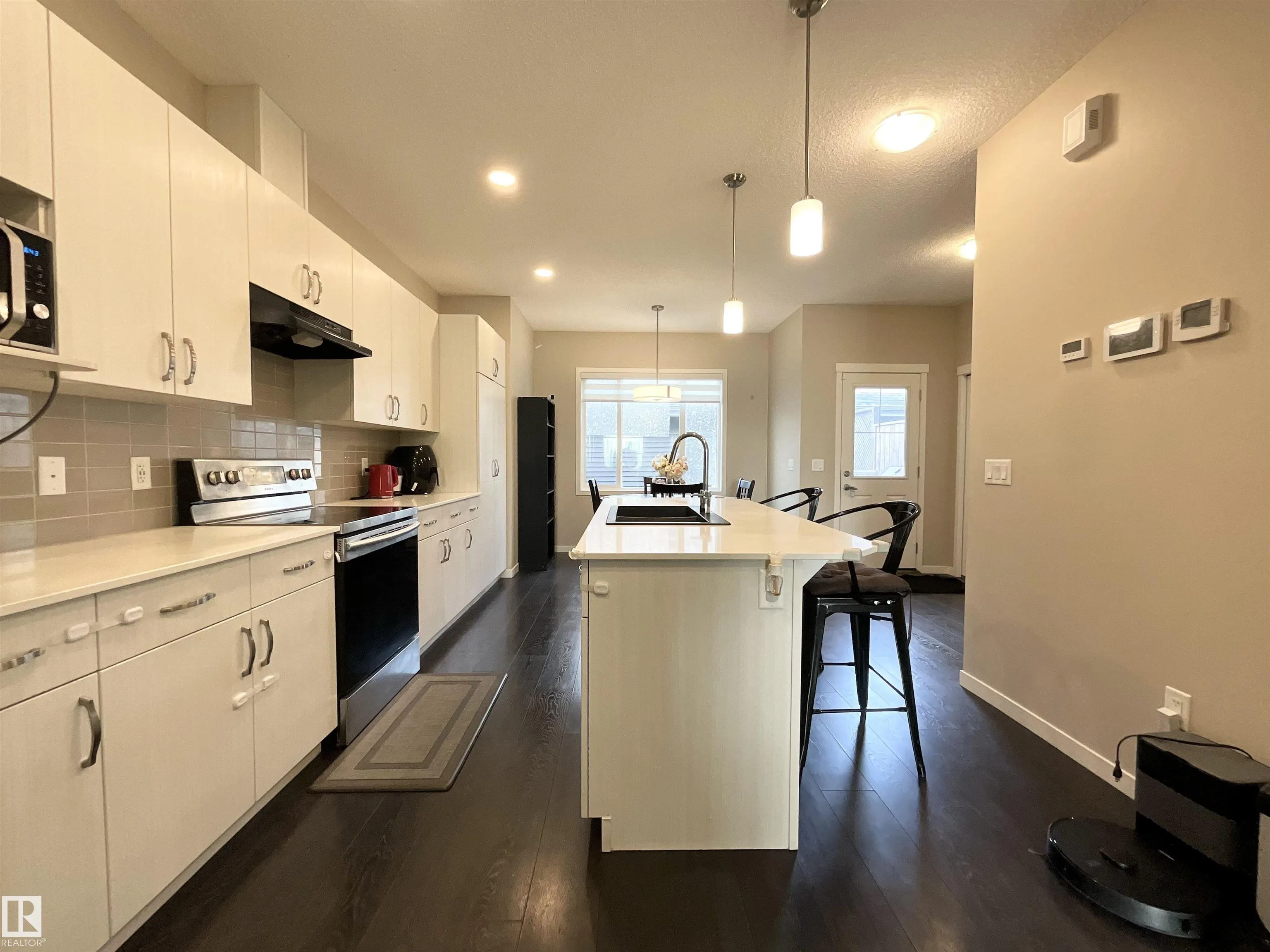 593 EBBERS Way