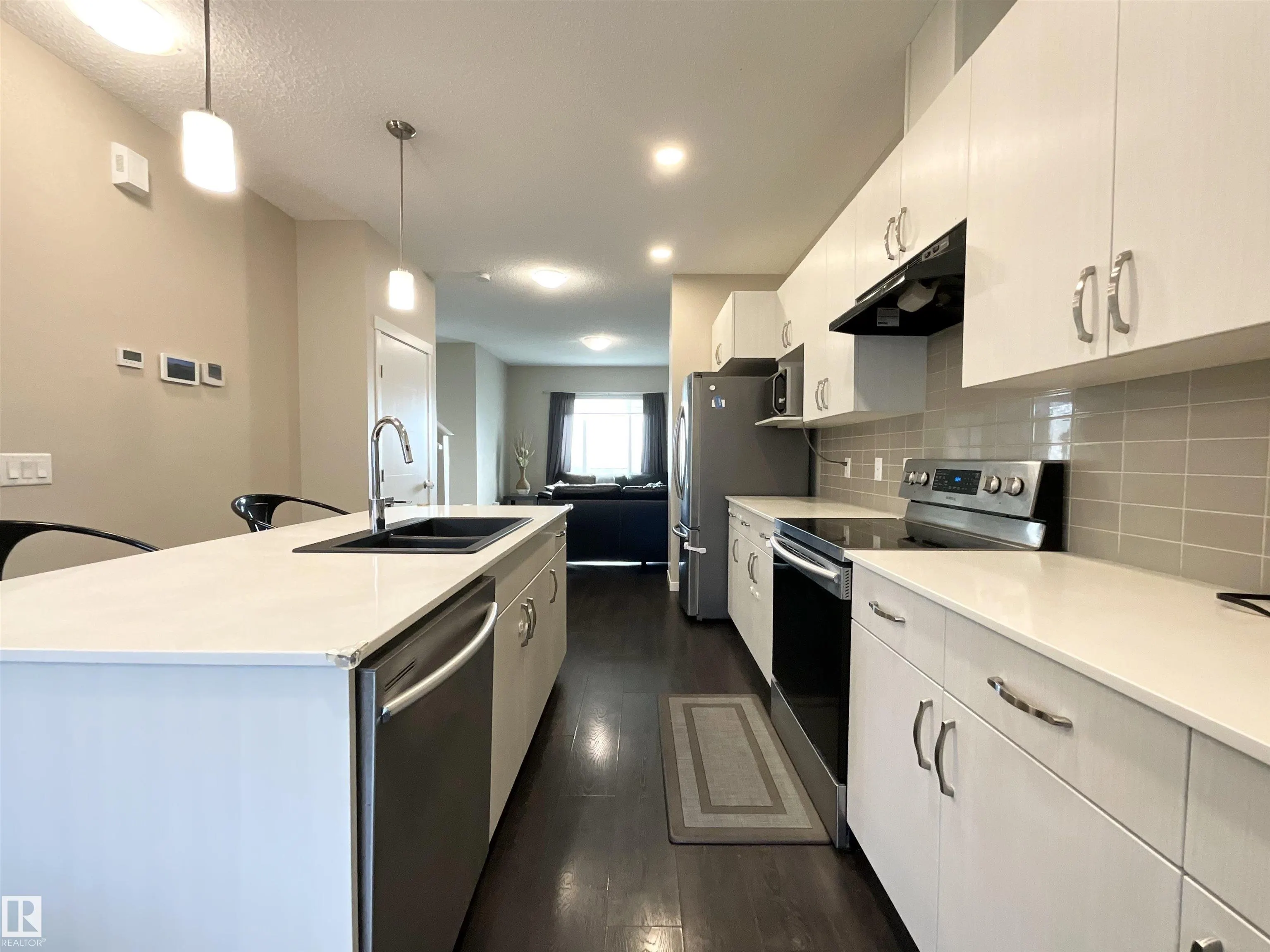 593 EBBERS Way