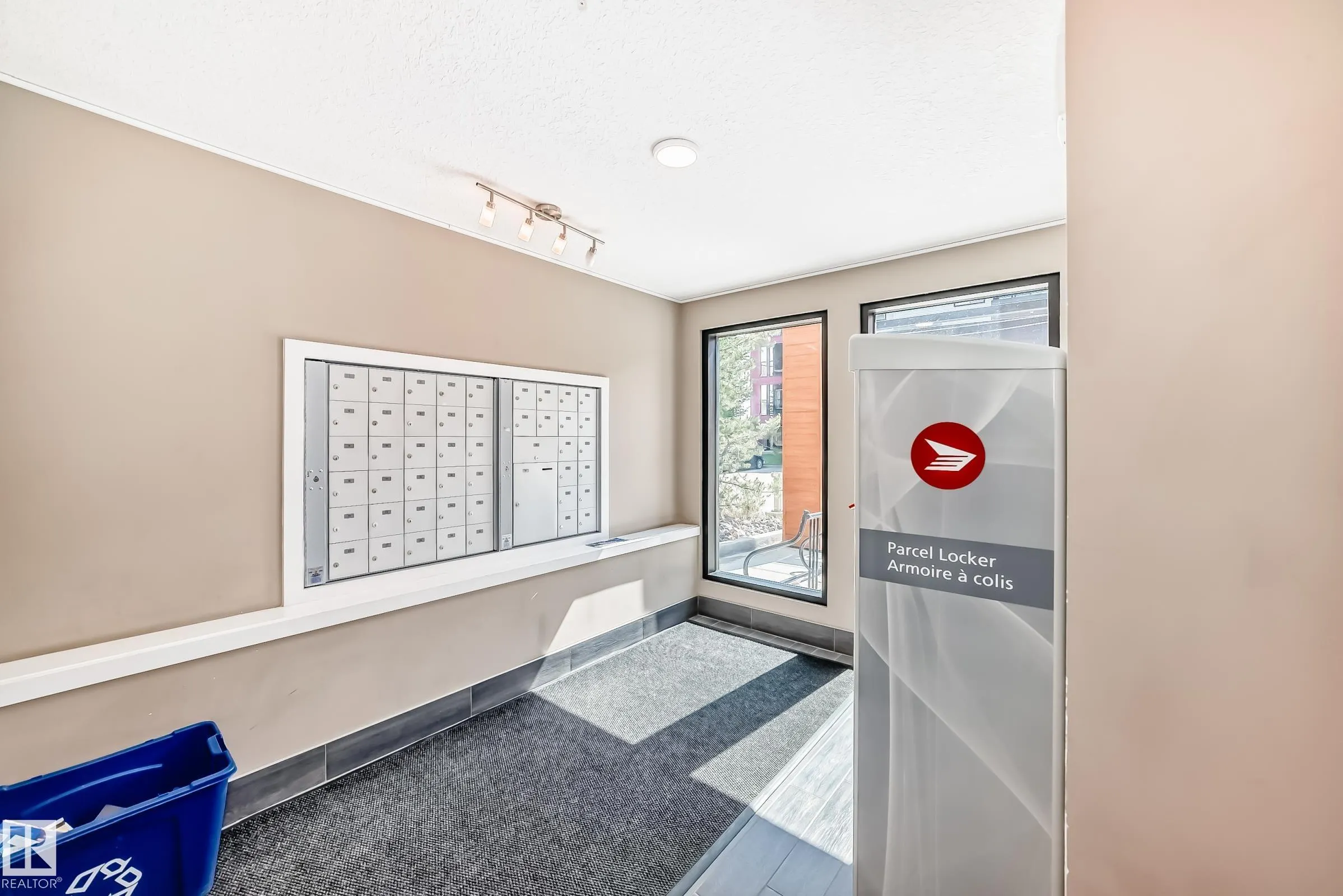 148-348 WINDERMERE Road