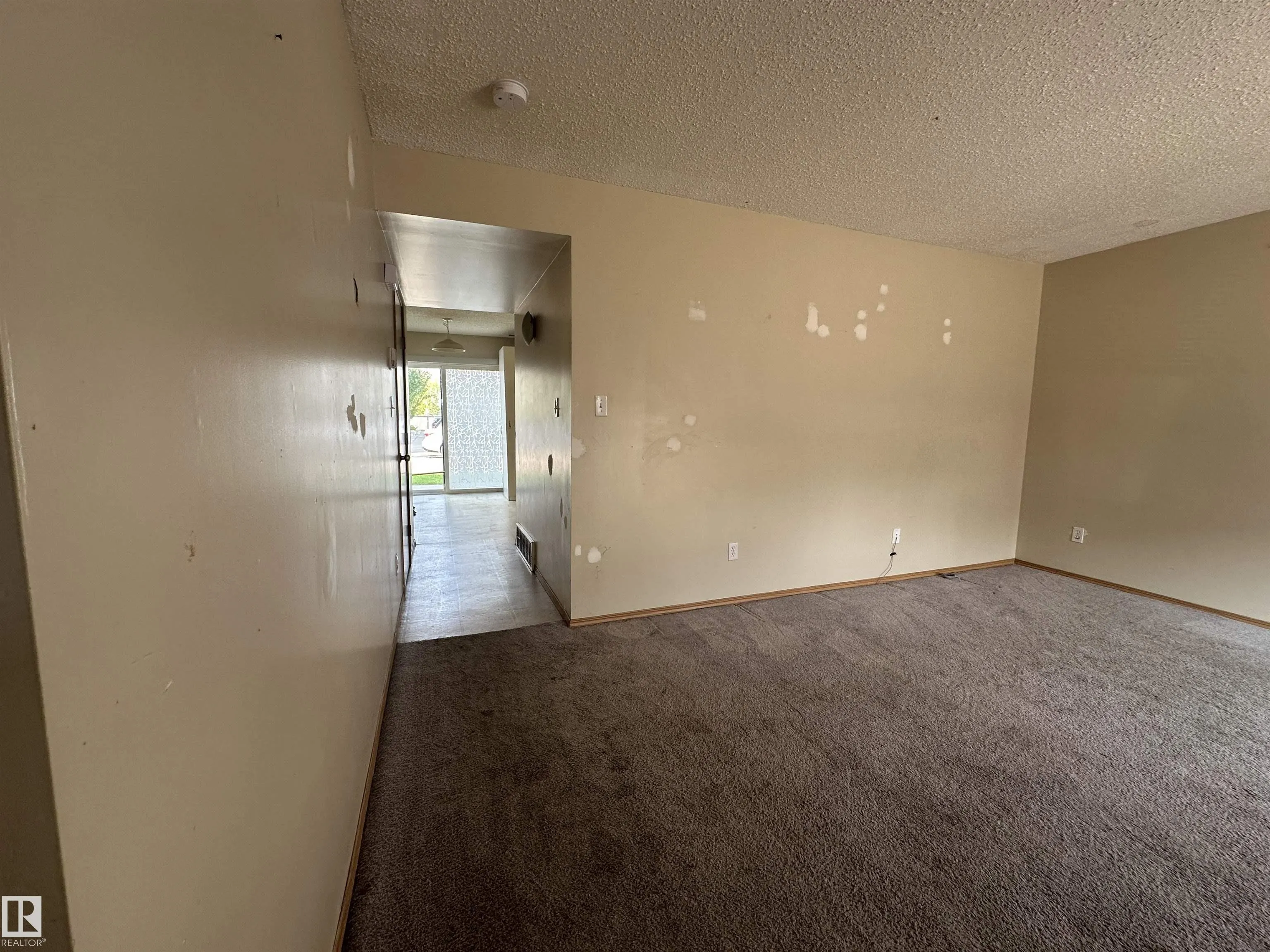 180 BRIDGEPORT Boulevard