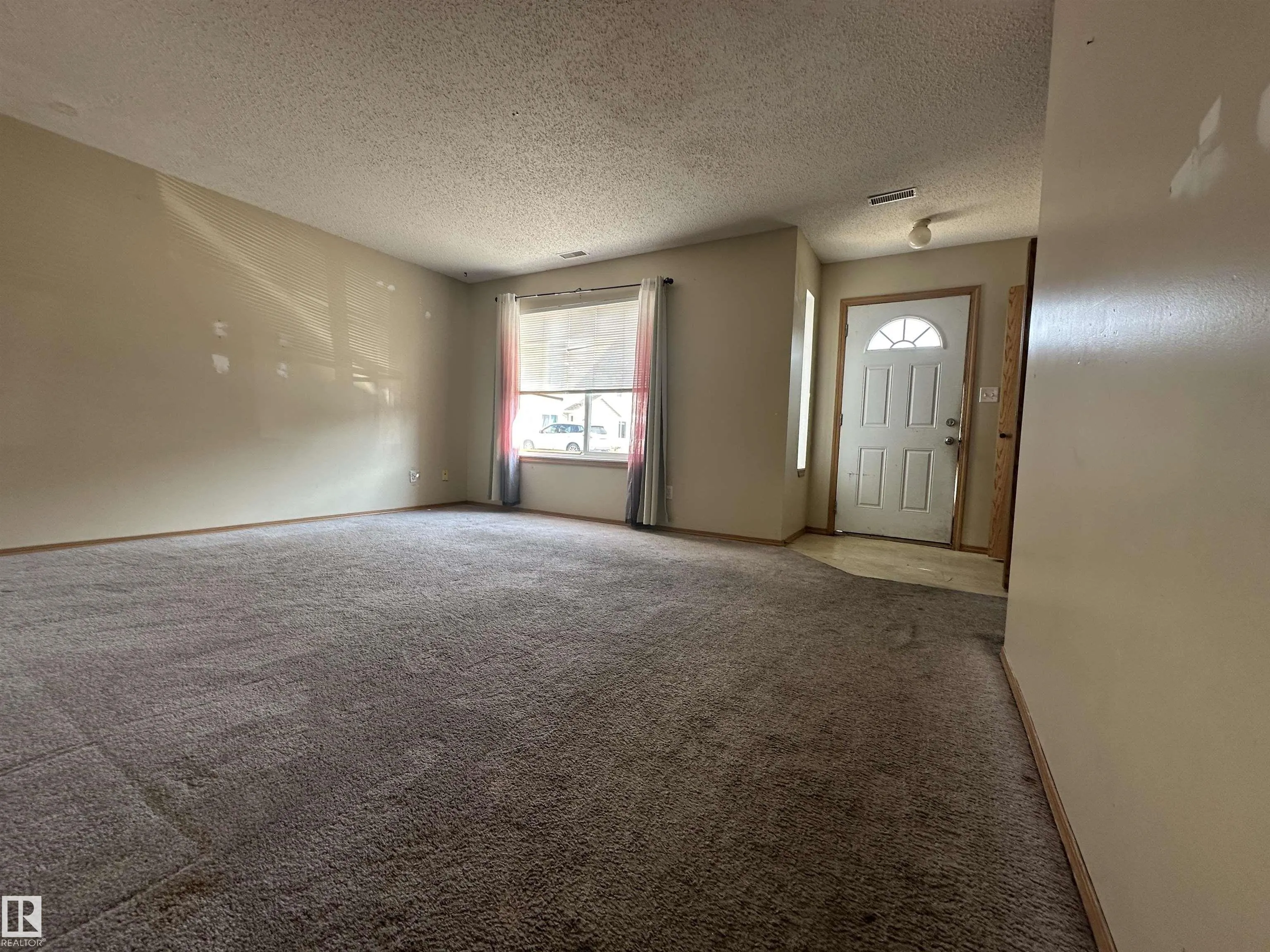 180 BRIDGEPORT Boulevard