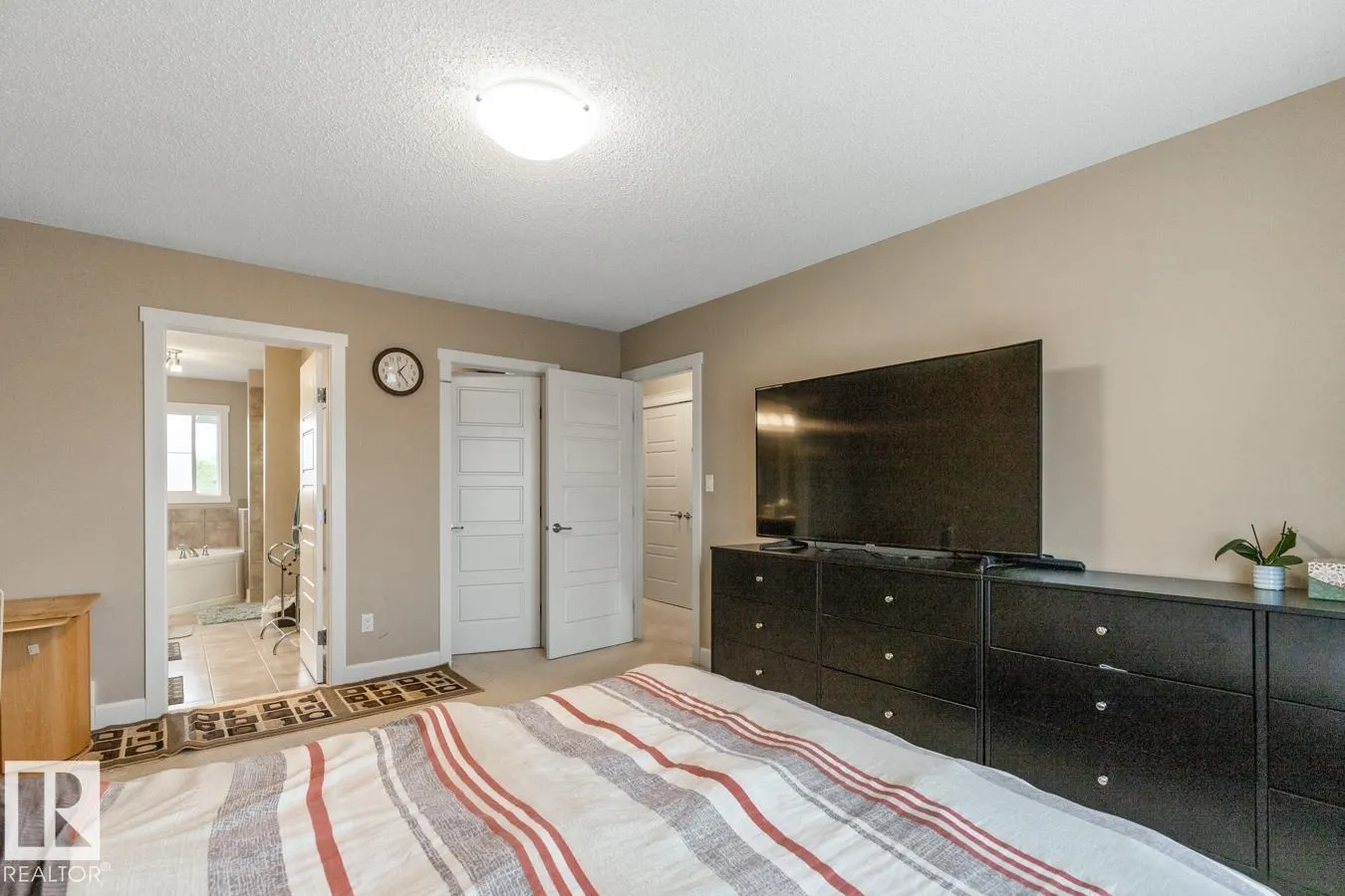 1244 HAYS Drive