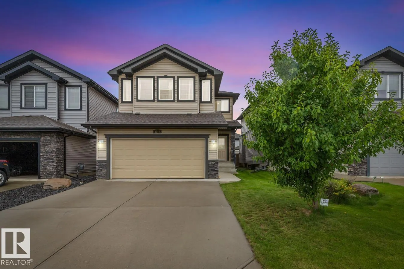 1244 HAYS Drive