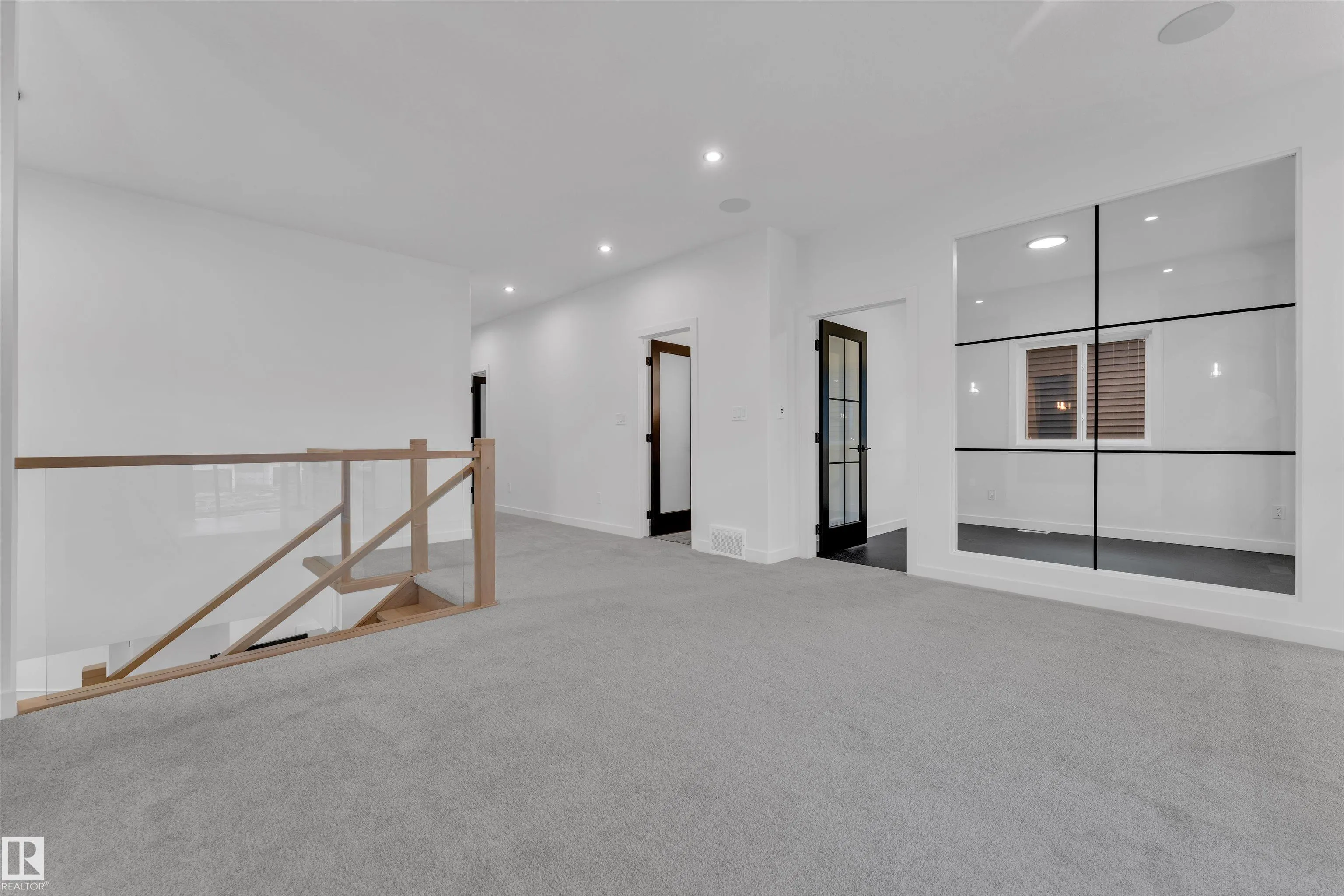27 ELDRIDGE Point(e)