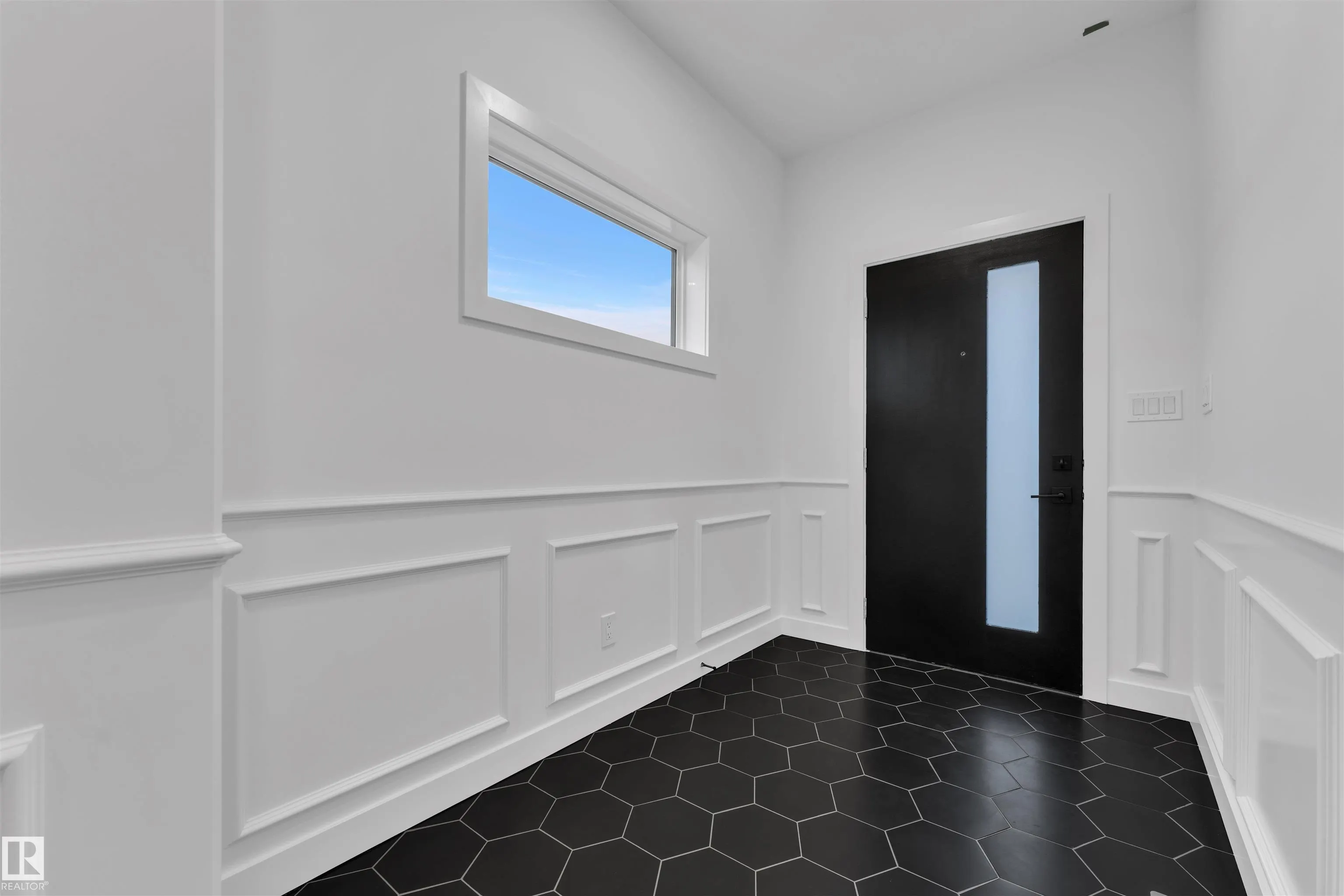 27 ELDRIDGE Point(e)