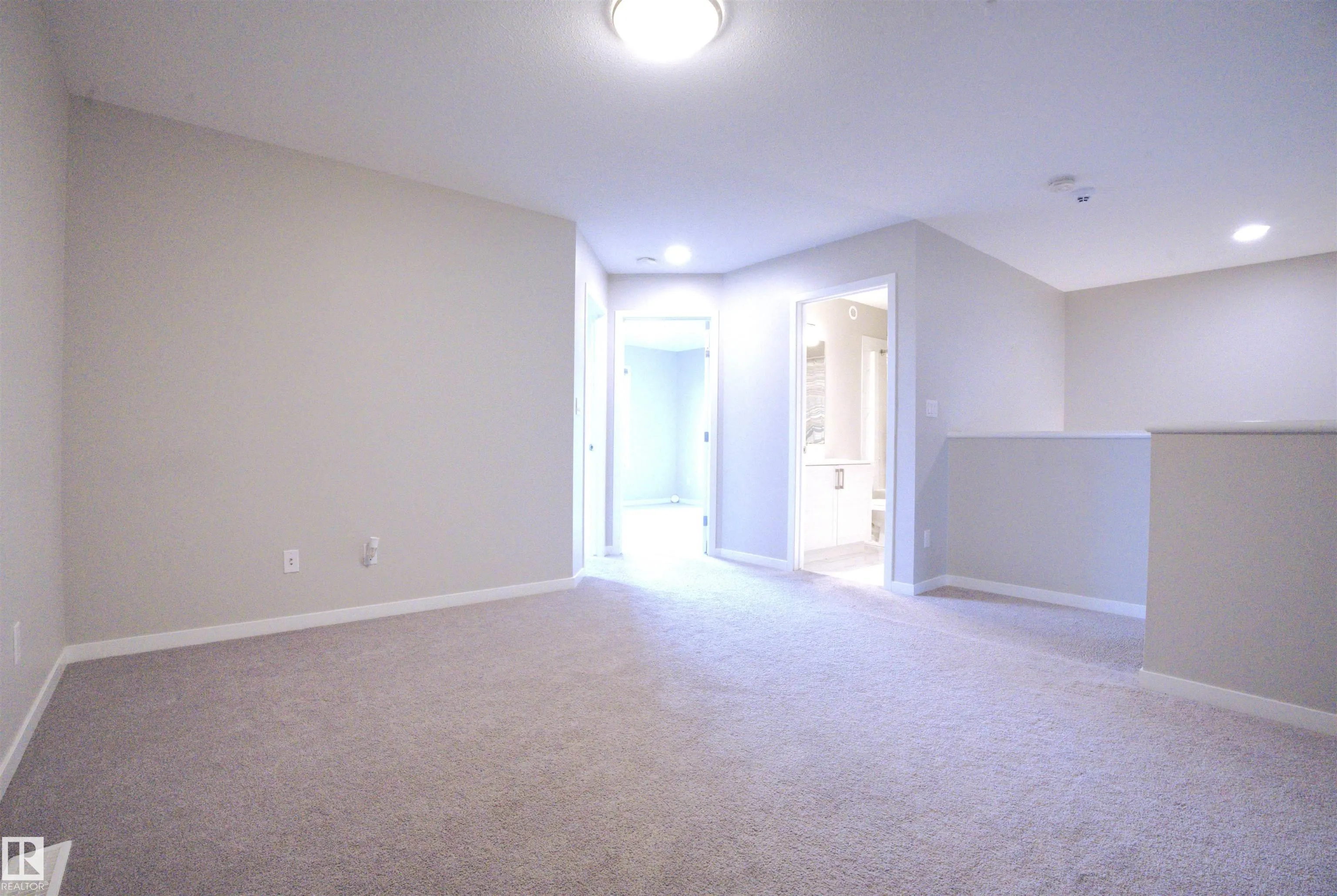 3327 PARKER Loop