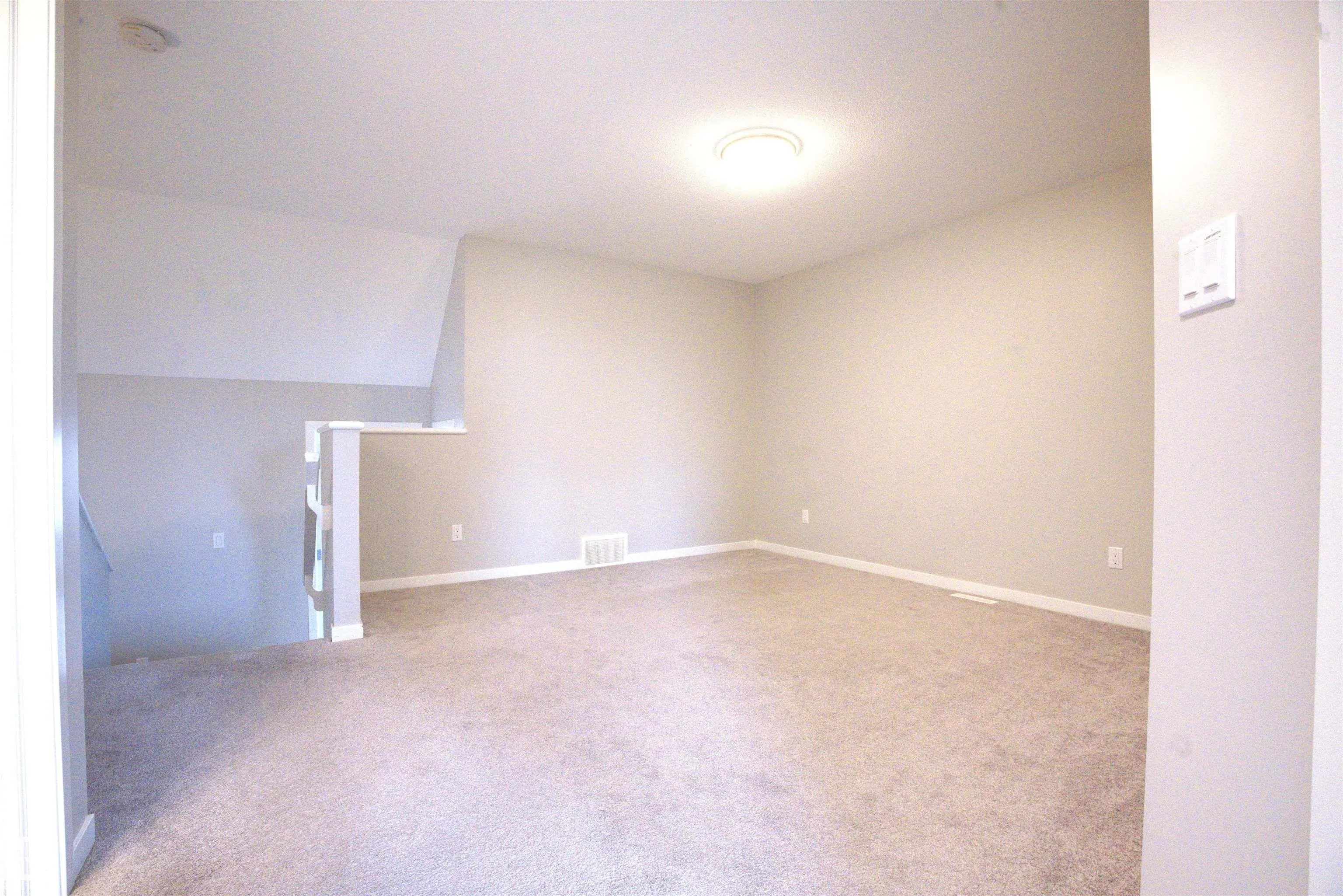 3327 PARKER Loop