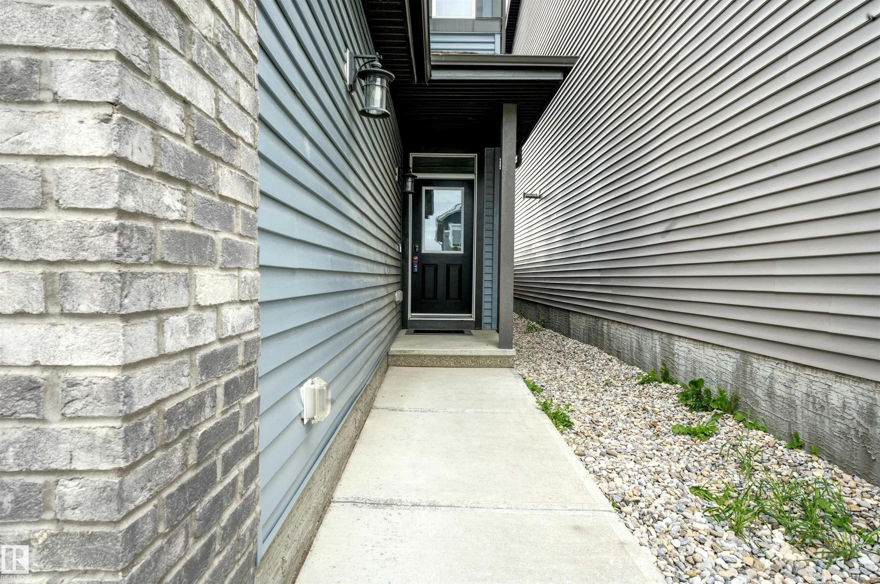 3327 PARKER Loop
