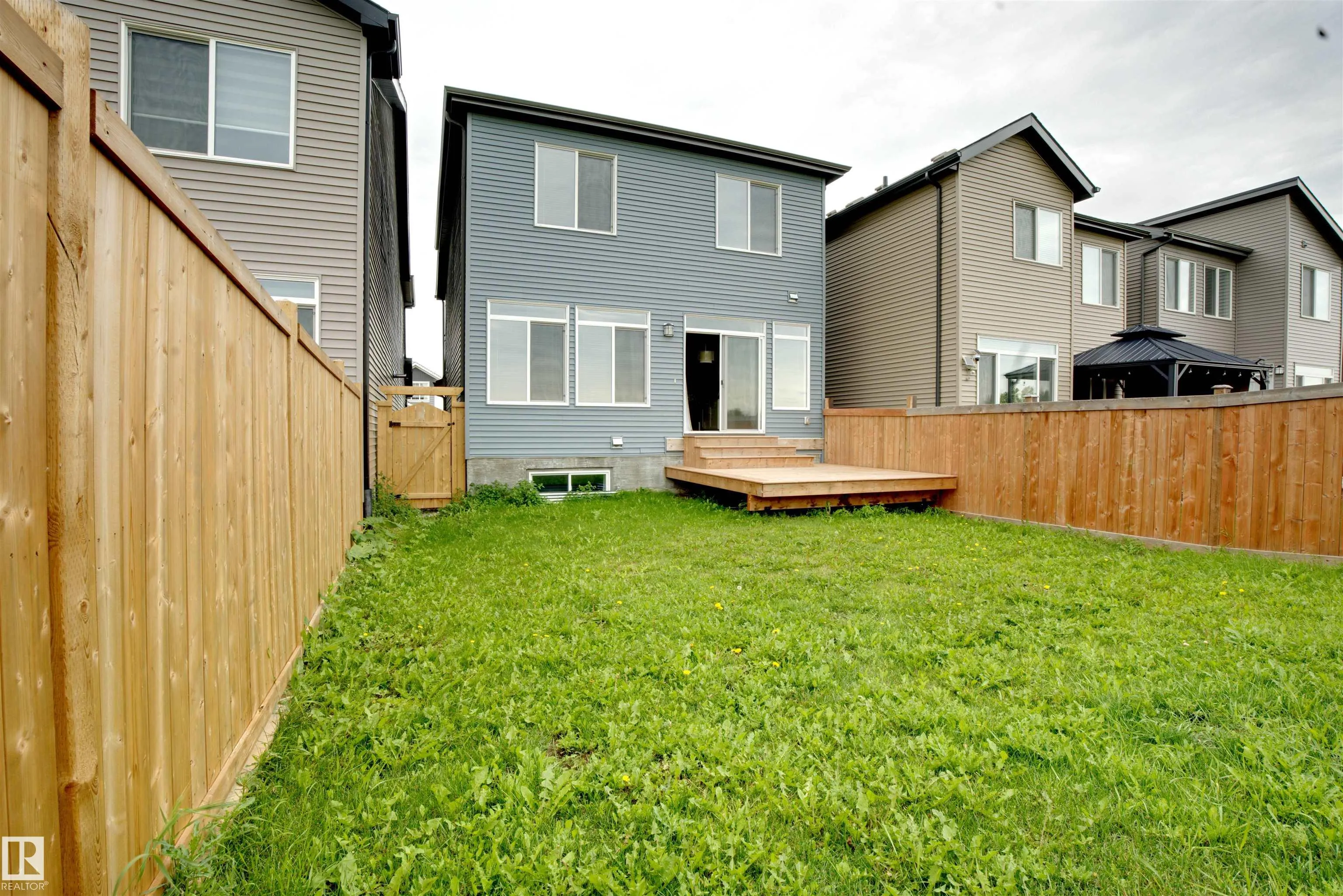 3327 PARKER Loop