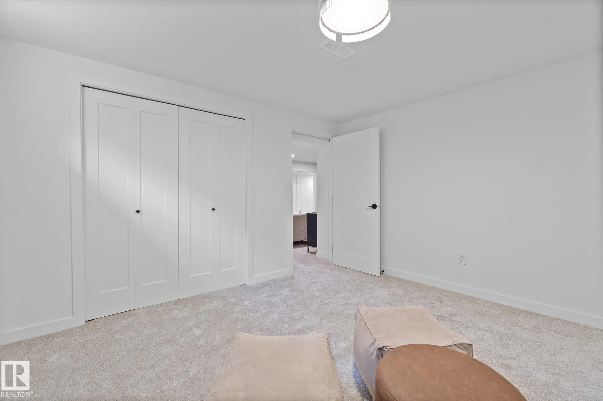 9444 74 Street