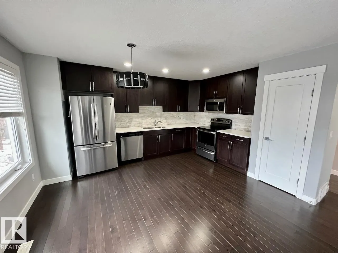 12207 96 Street