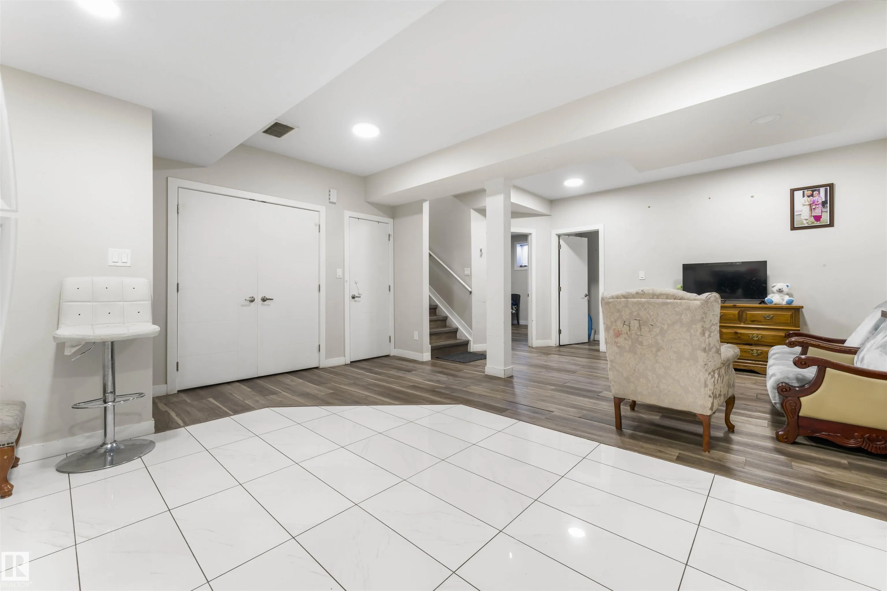 17024 62 Street