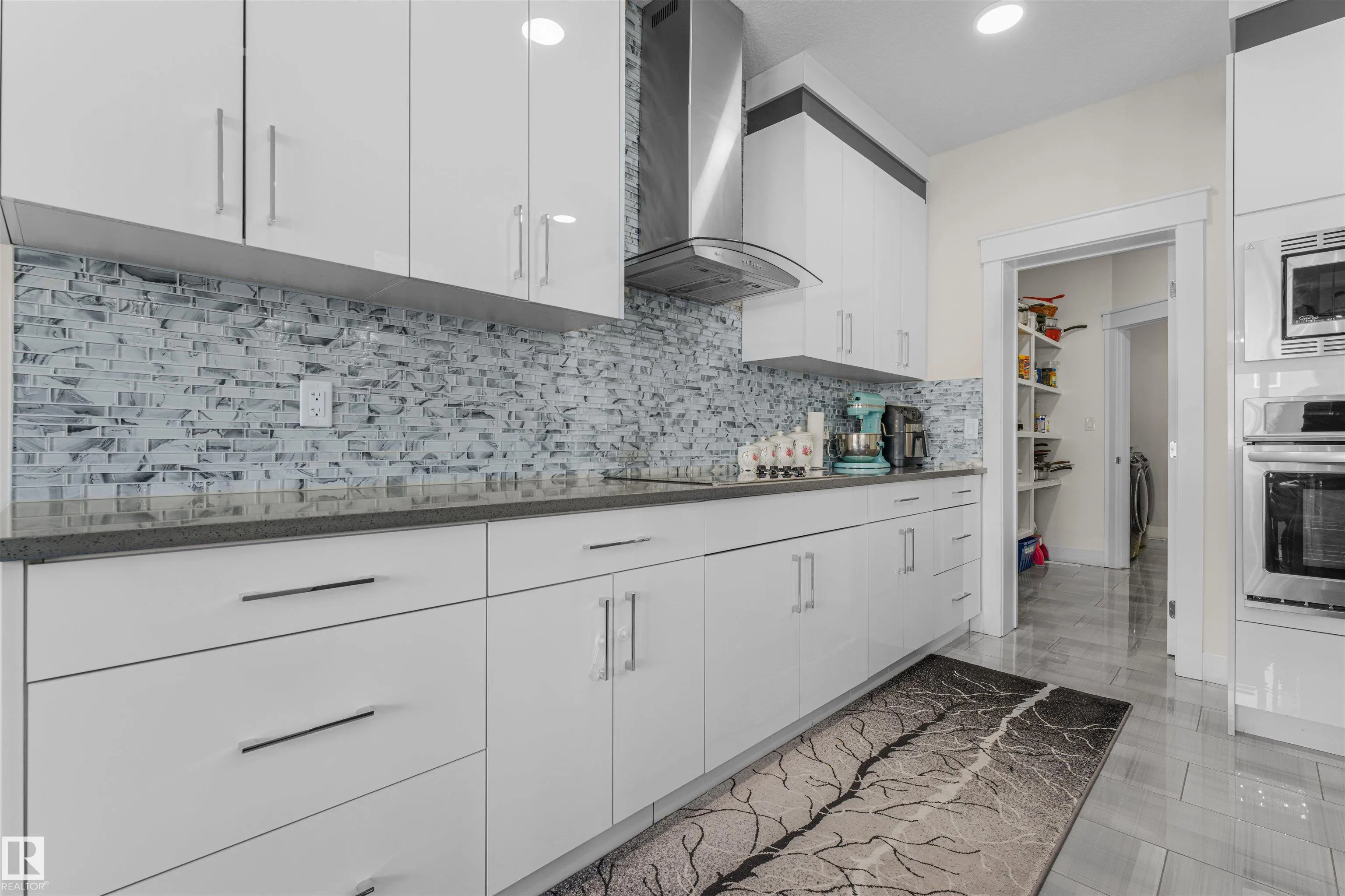 17024 62 Street