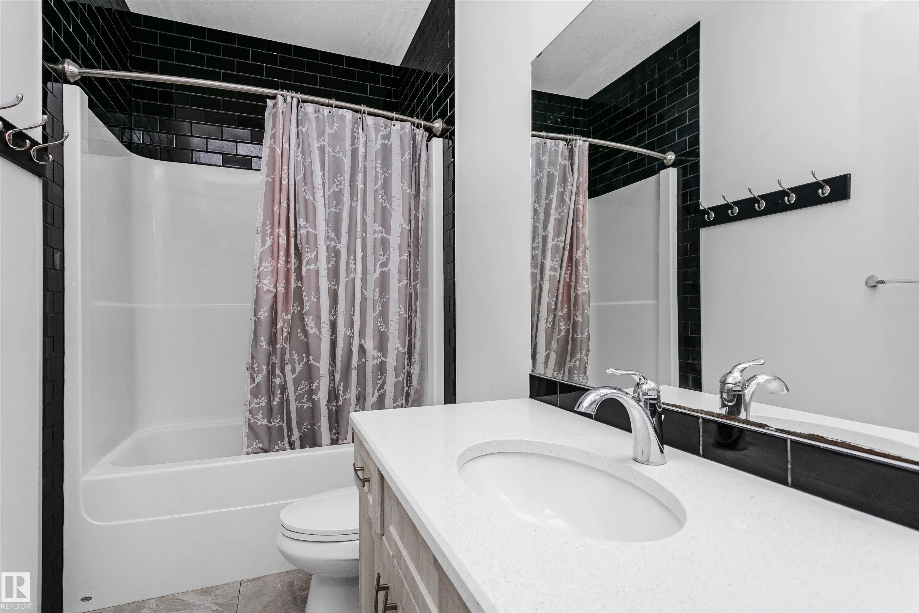 7703 GETTY Wynd