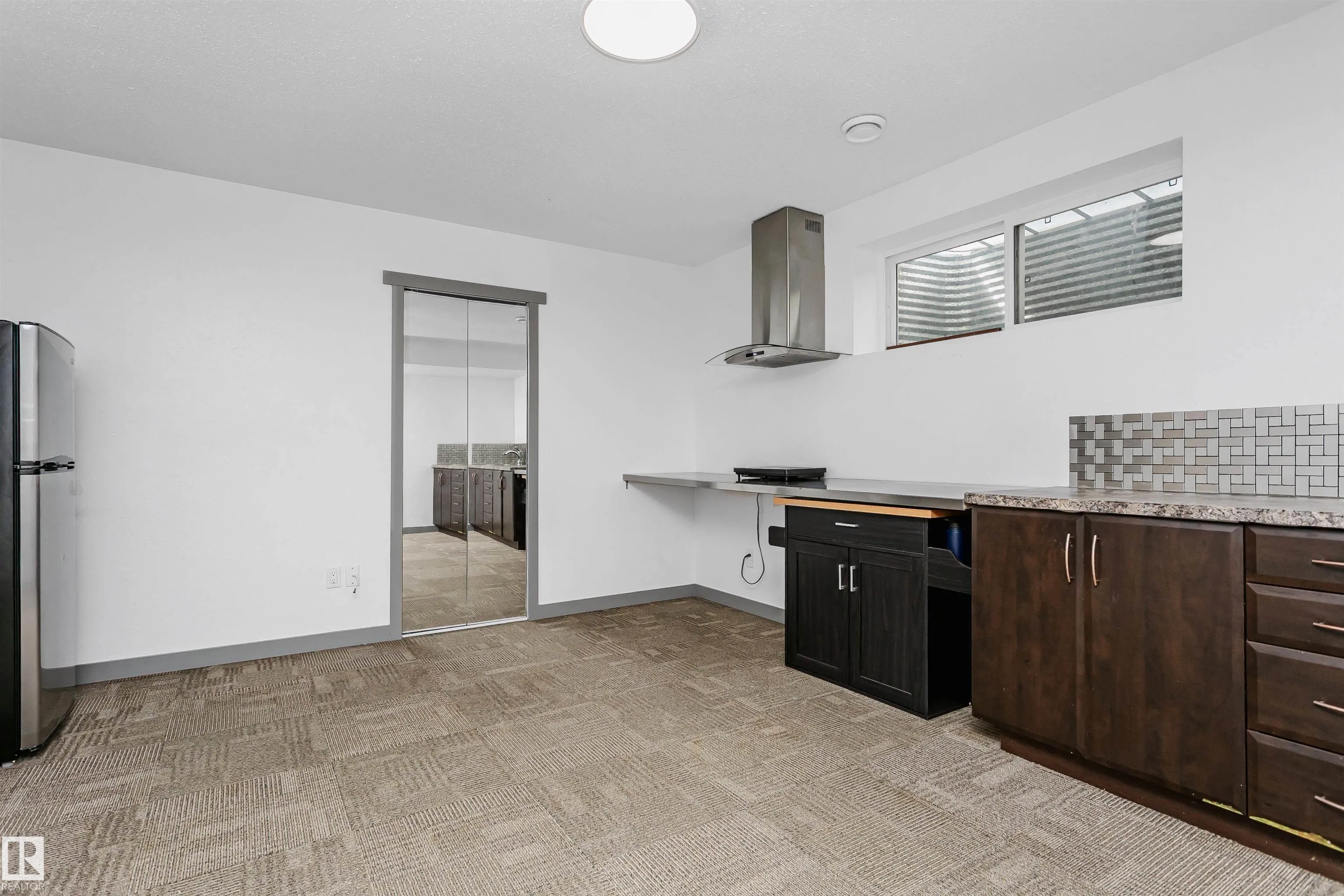 7703 GETTY Wynd