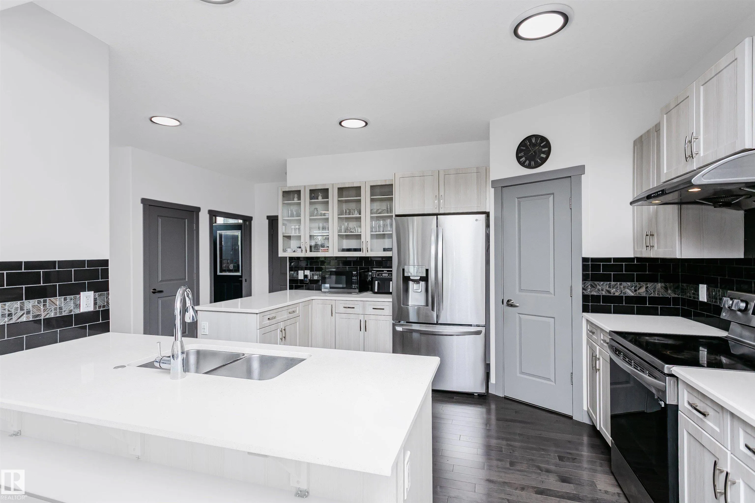 7703 GETTY Wynd