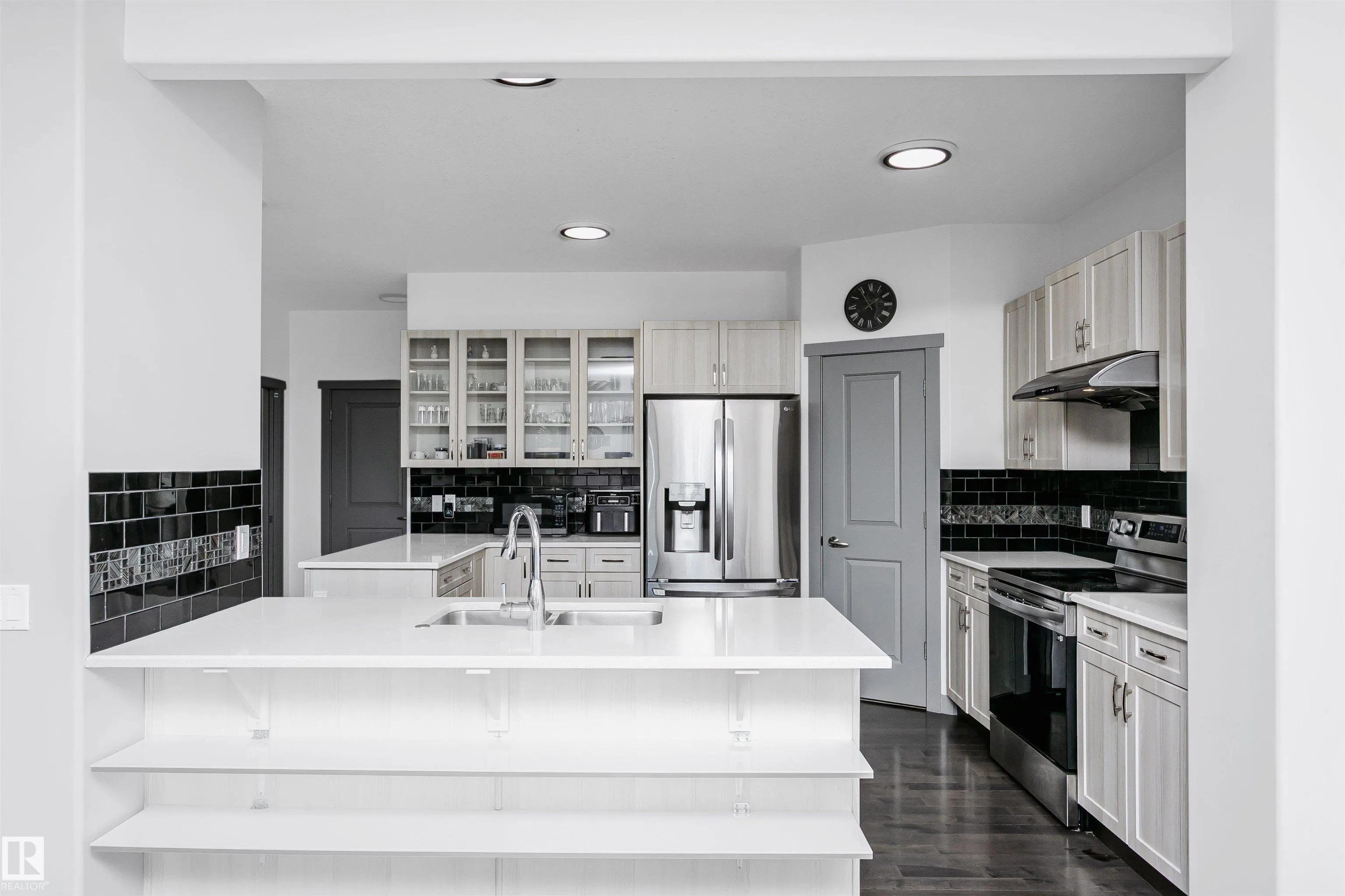 7703 GETTY Wynd
