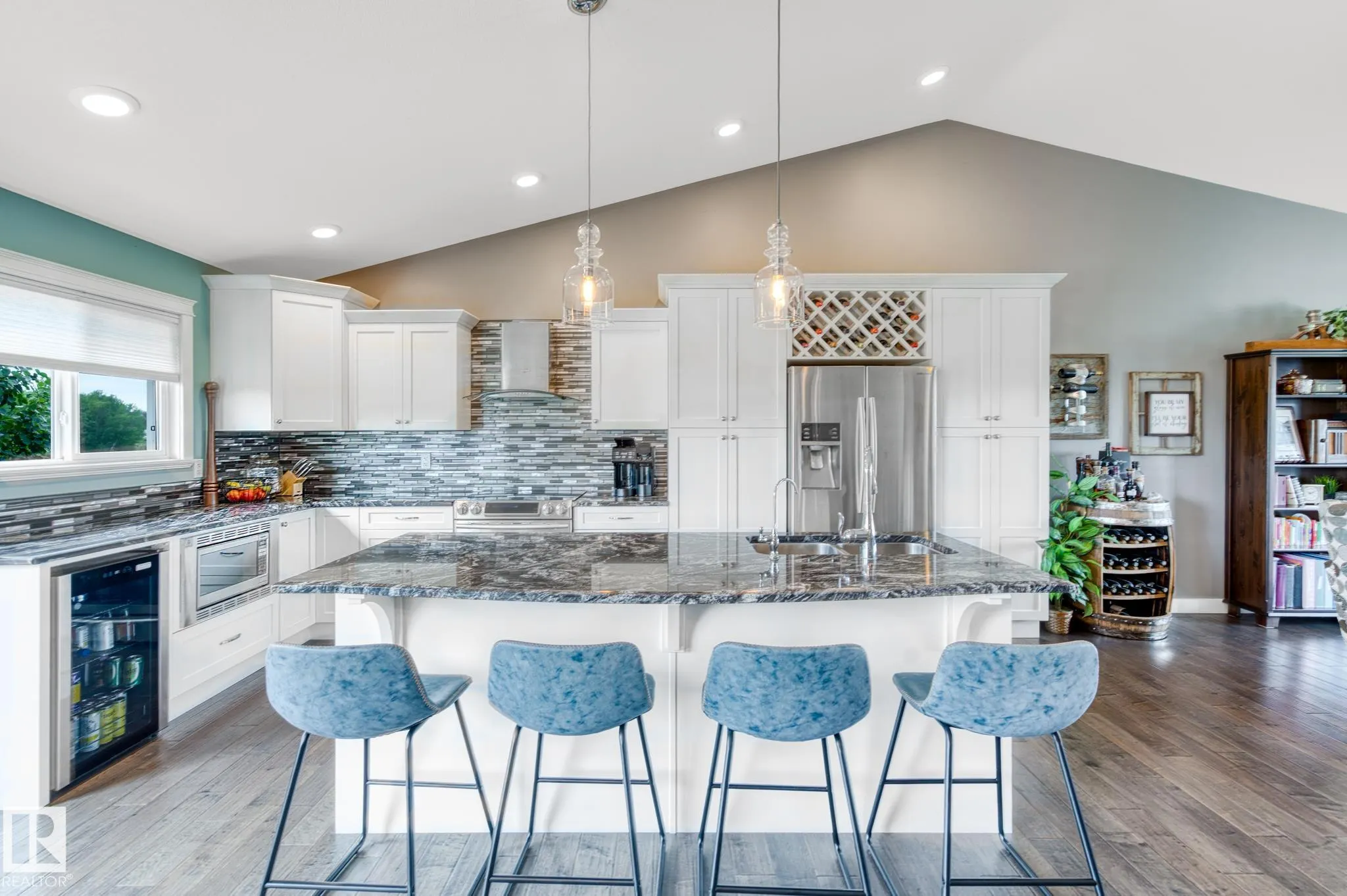 412 46424 Twp Rd 611