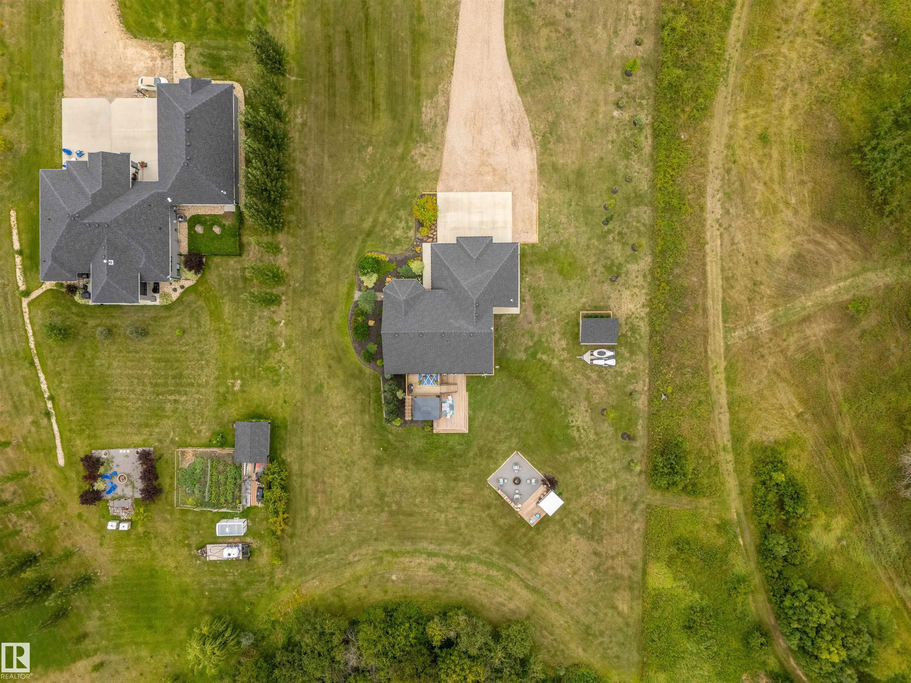 412 46424 Twp Rd 611