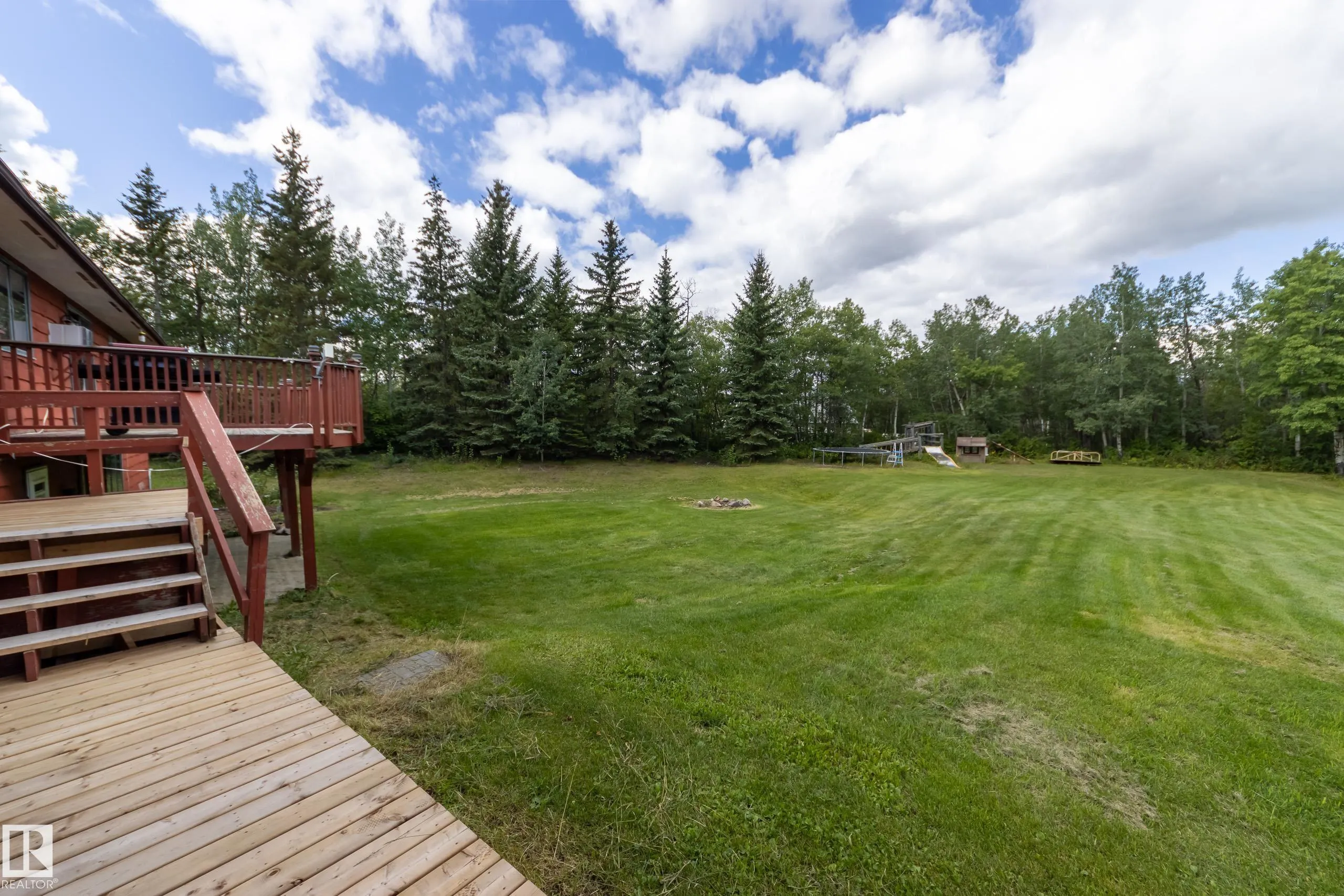 52152 RGE ROAD 225