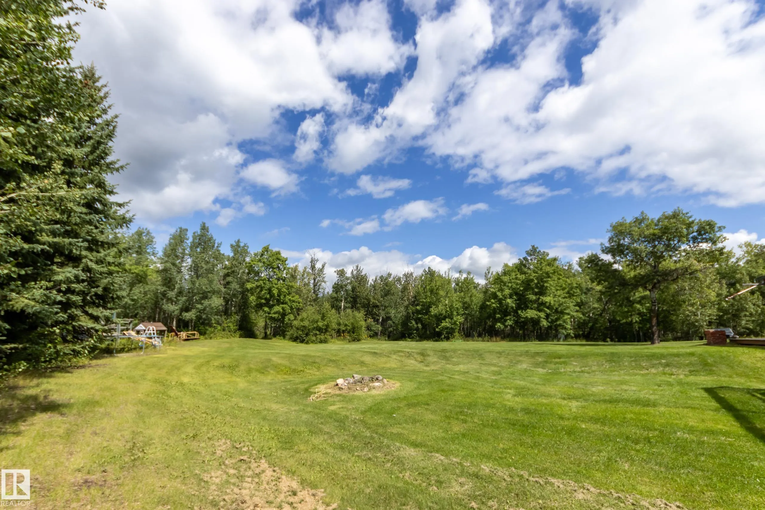 52152 RGE ROAD 225