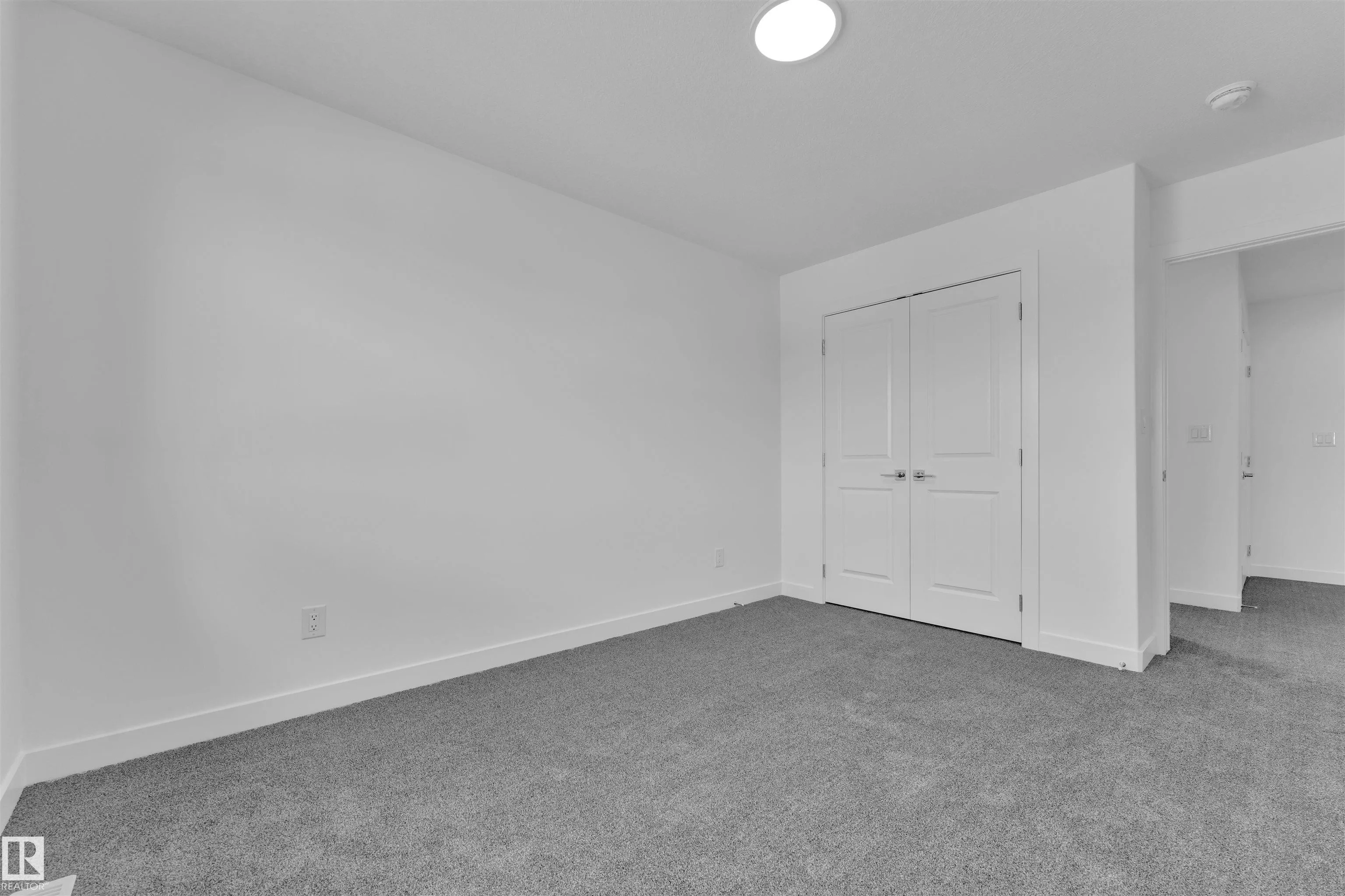 110 Mitchell BEND