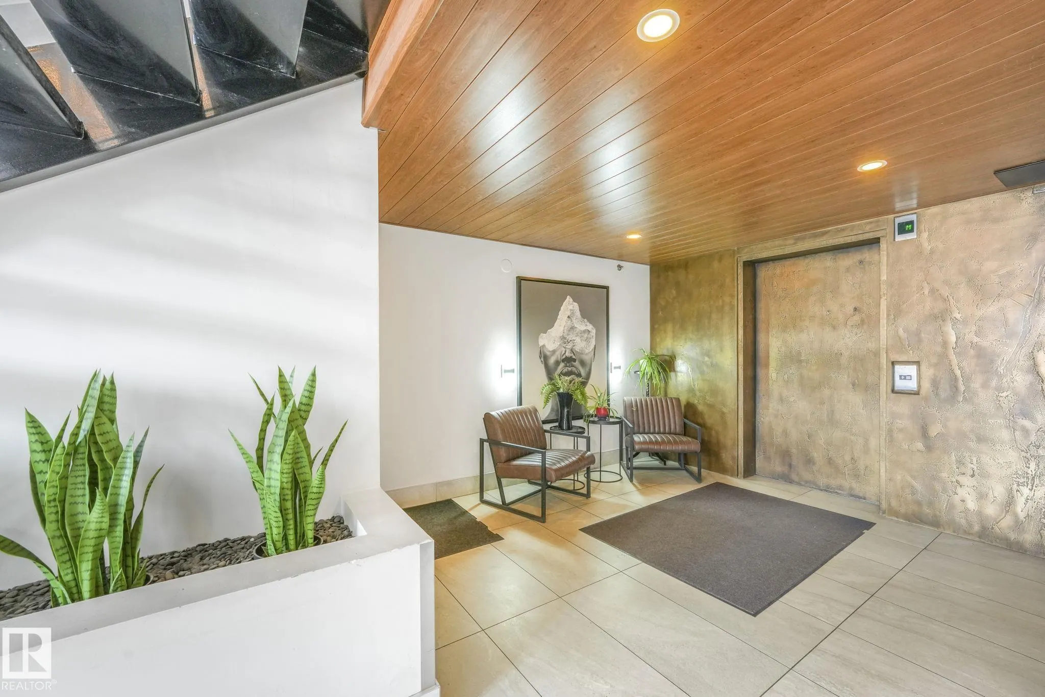 10606 102 Avenue
