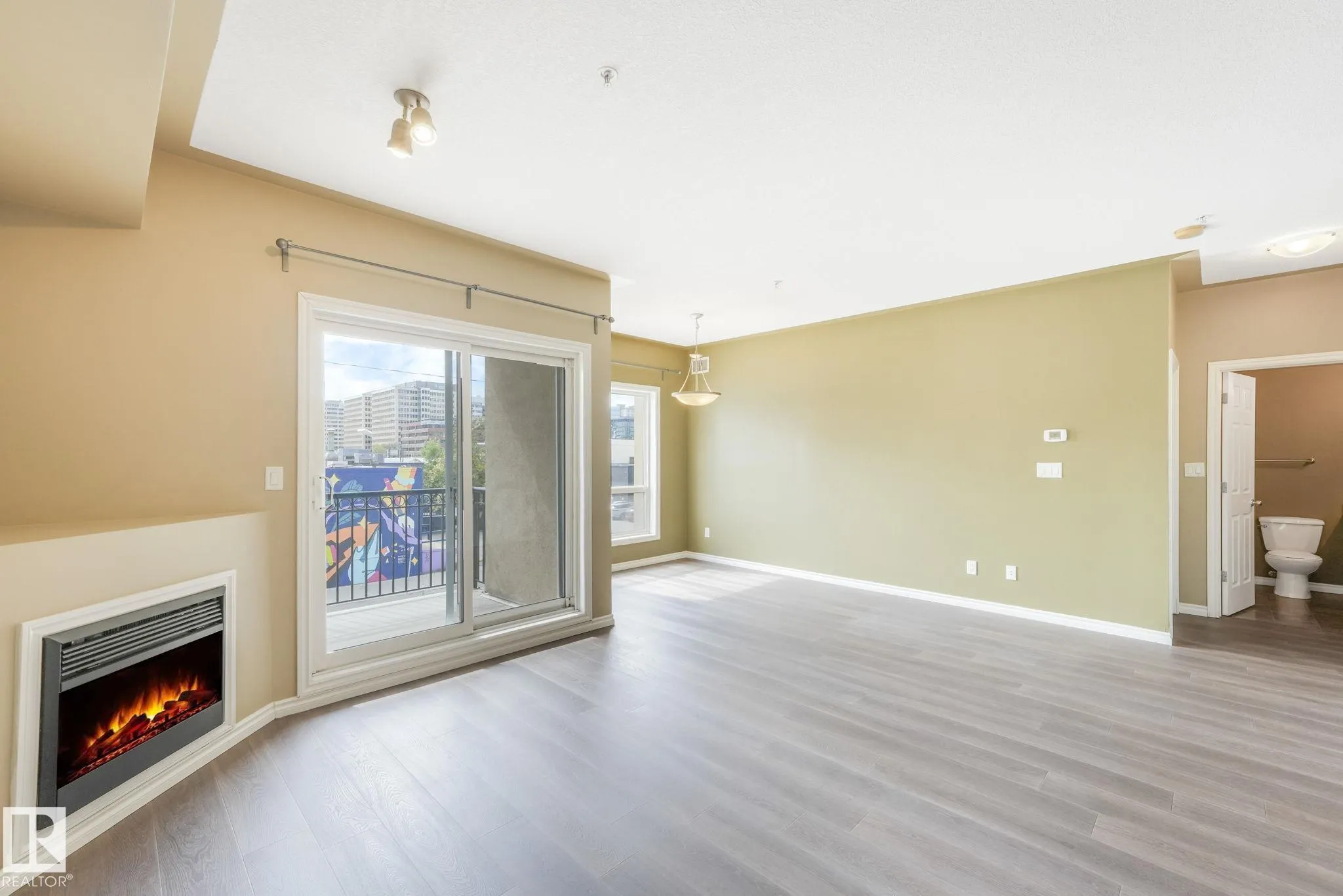 10606 102 Avenue