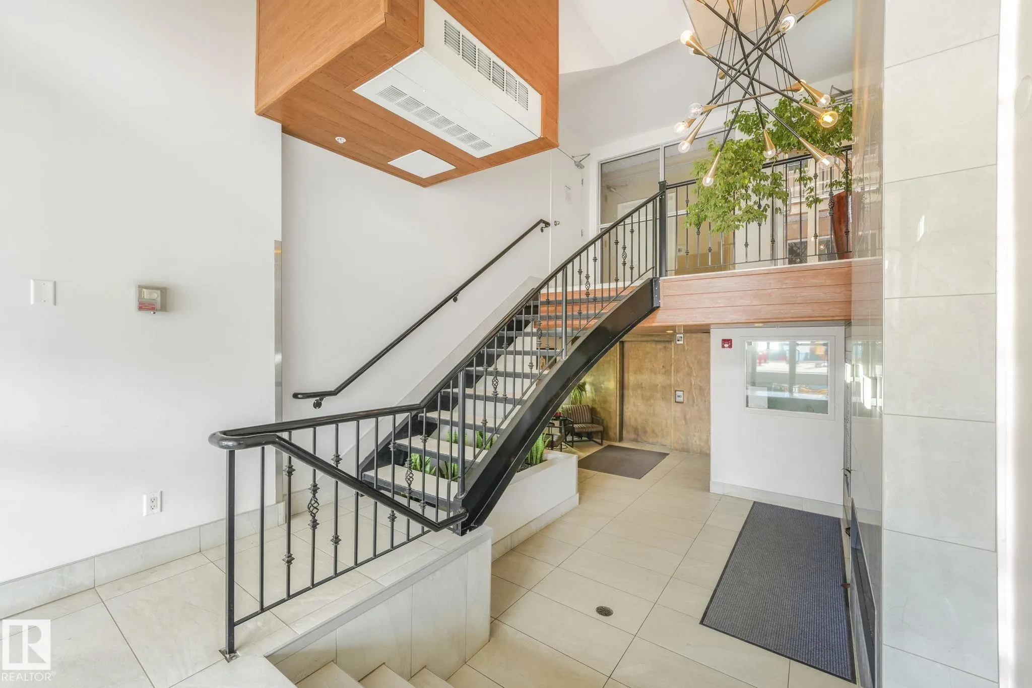 10606 102 Avenue