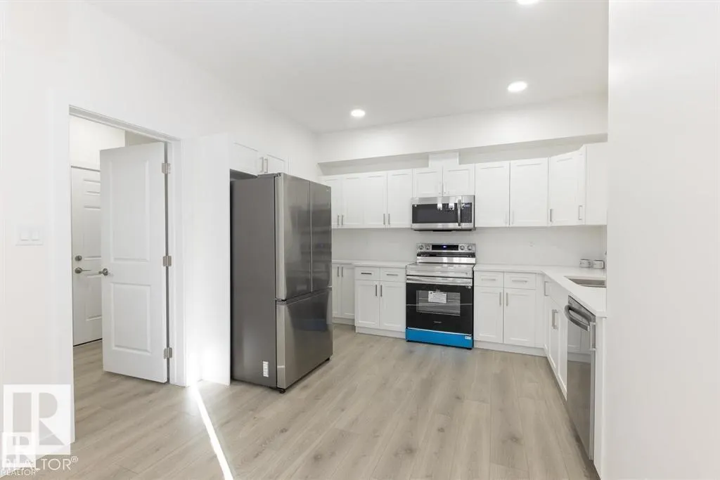 603 ORCHARDS Boulevard