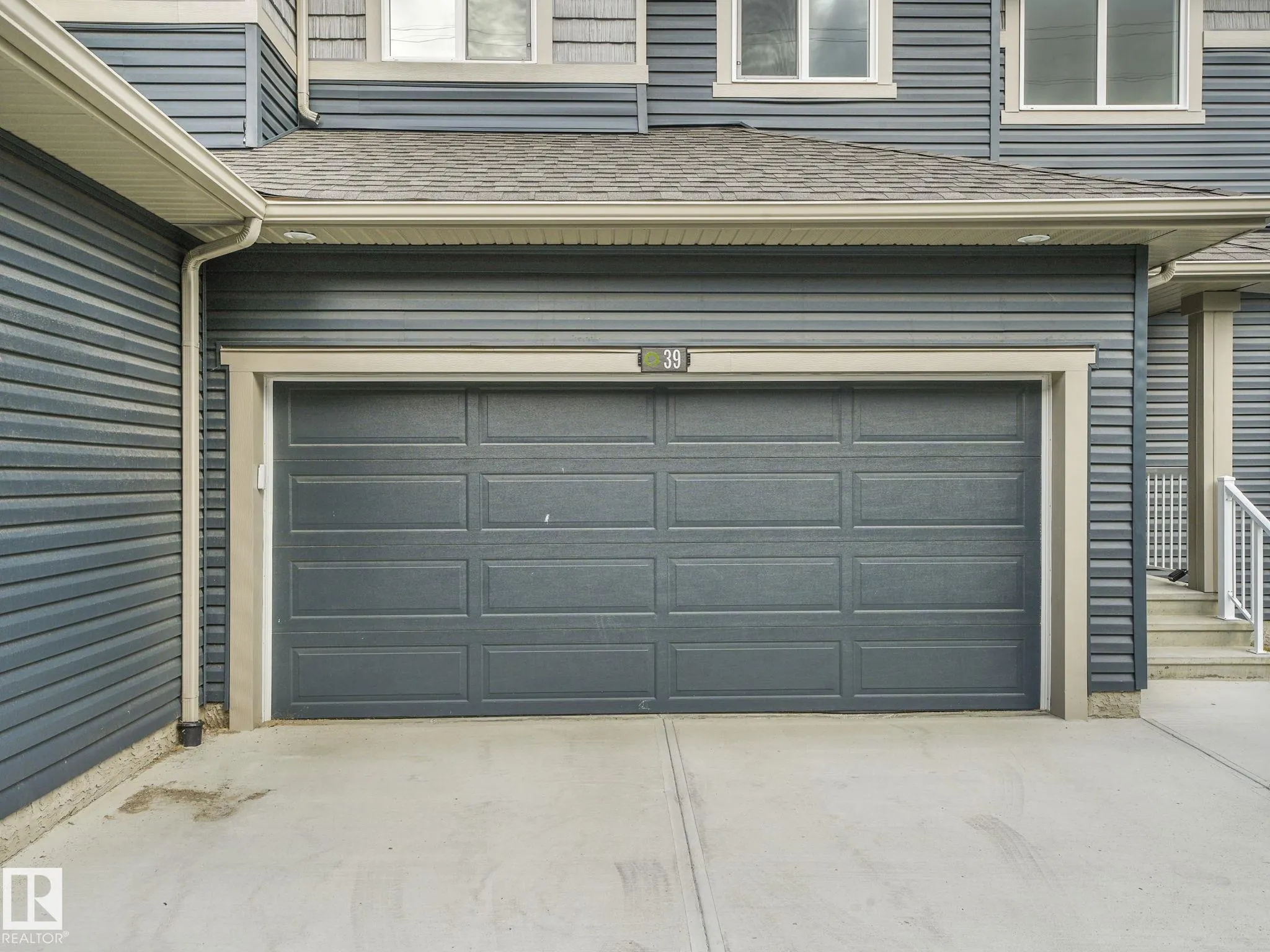 603 ORCHARDS Boulevard