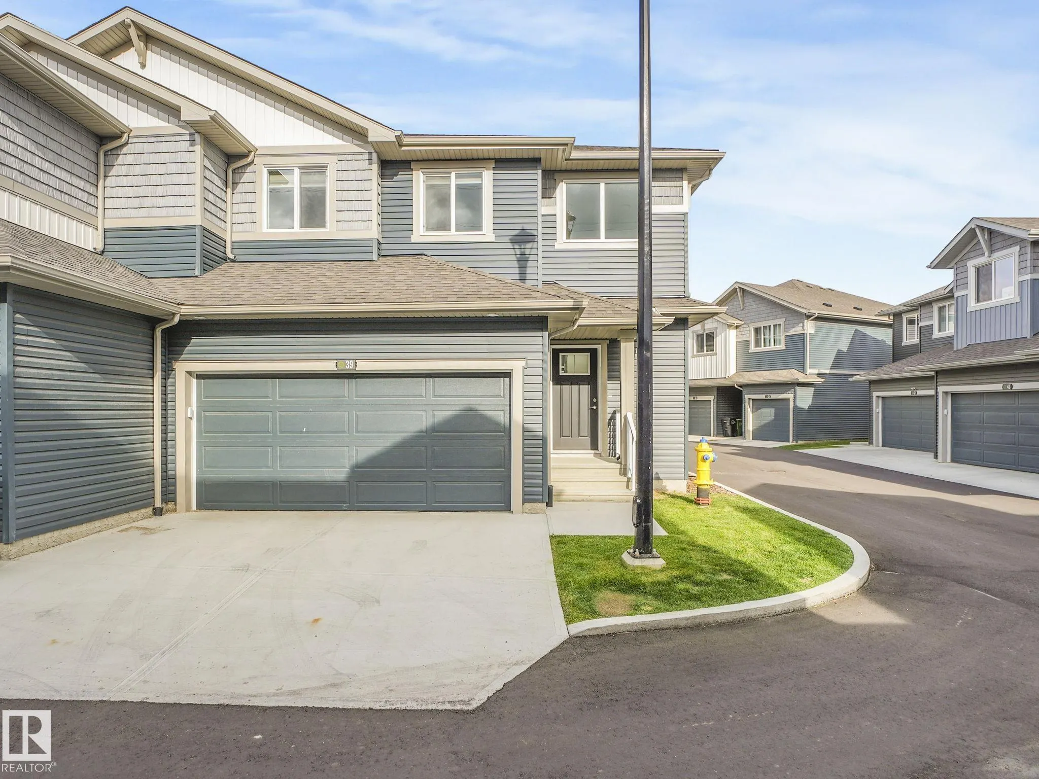 603 ORCHARDS Boulevard