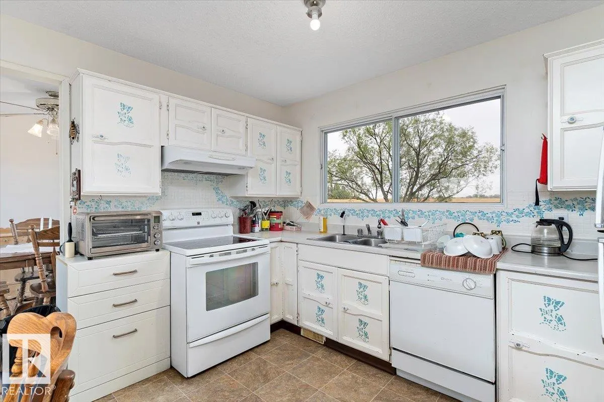 49032 Range Road 160