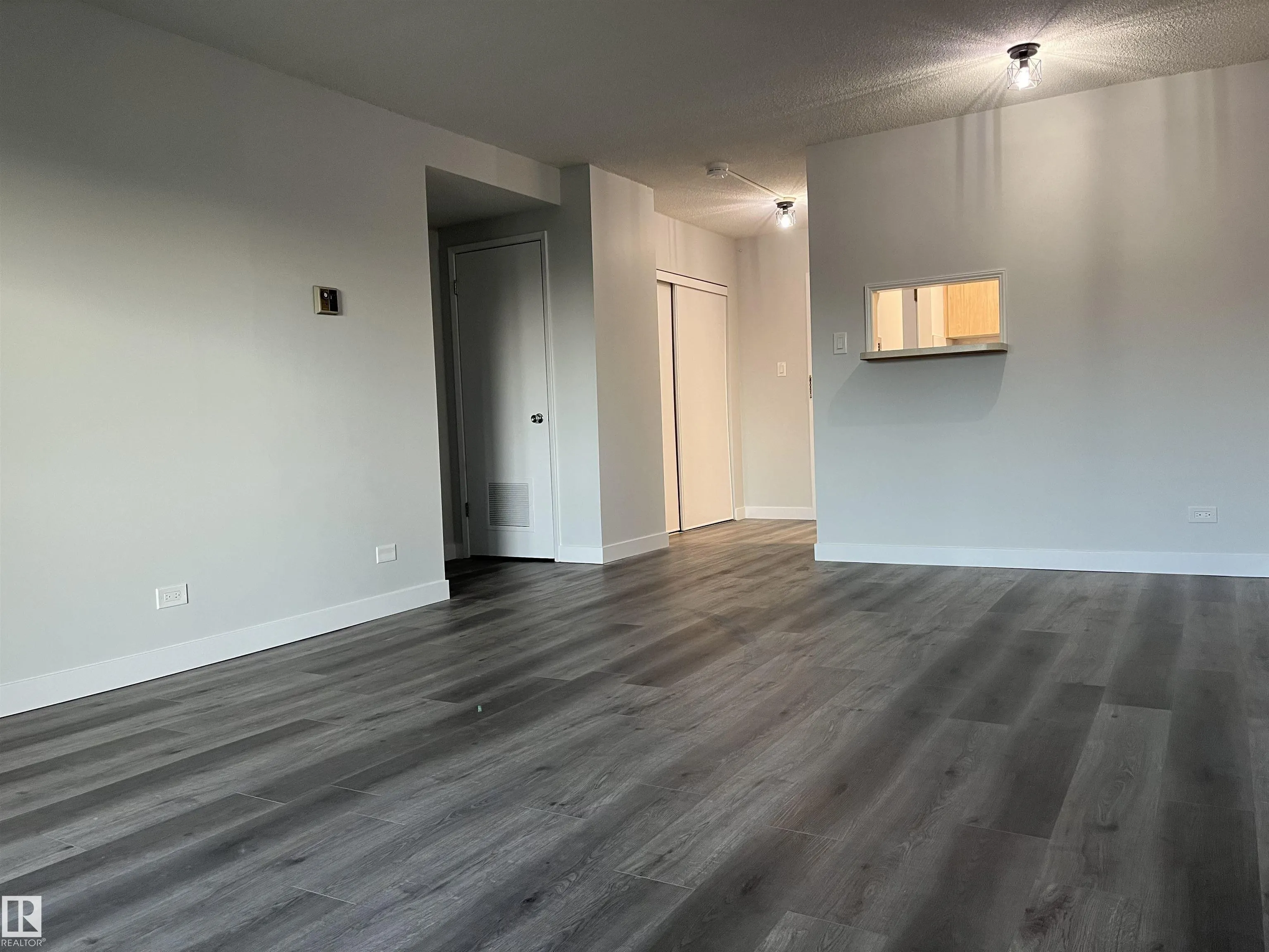 10140 120 Street