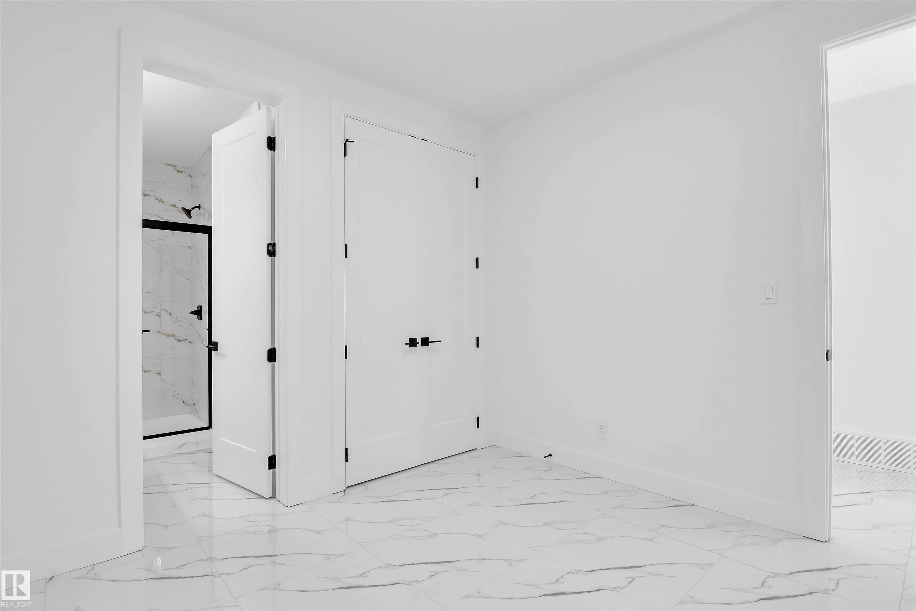 1504 151 Avenue