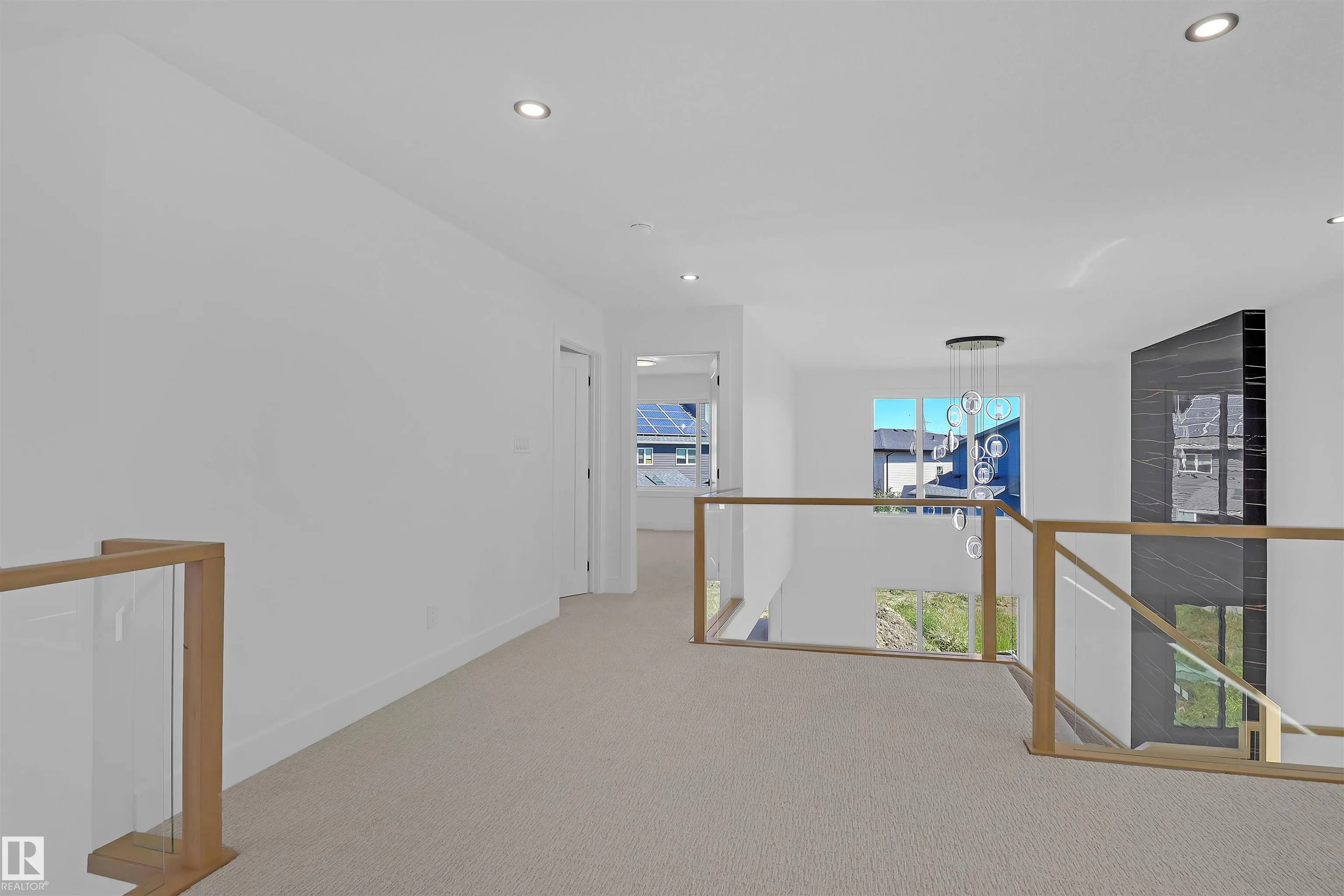 1504 151 Avenue