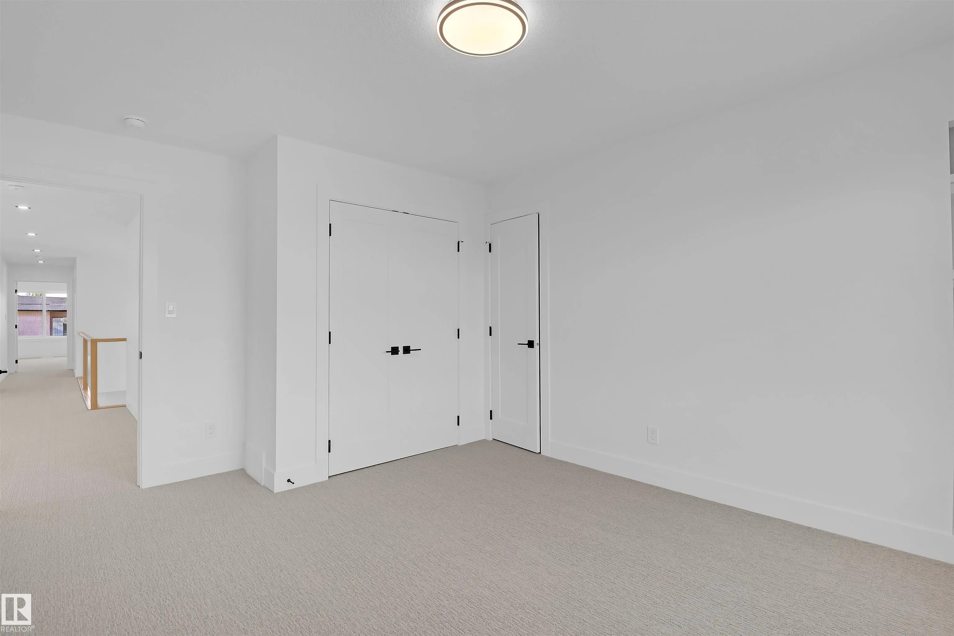 1504 151 Avenue