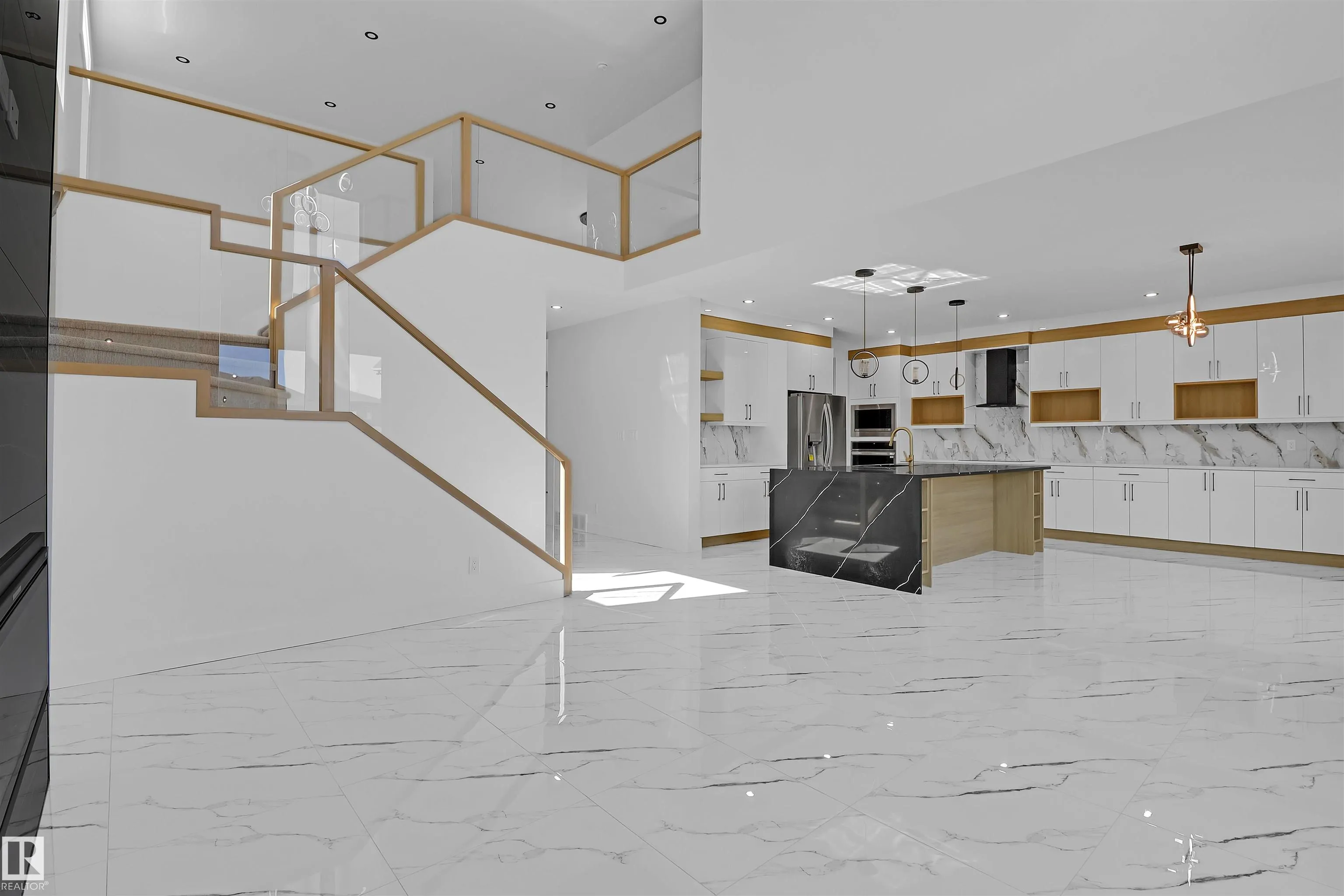 1504 151 Avenue