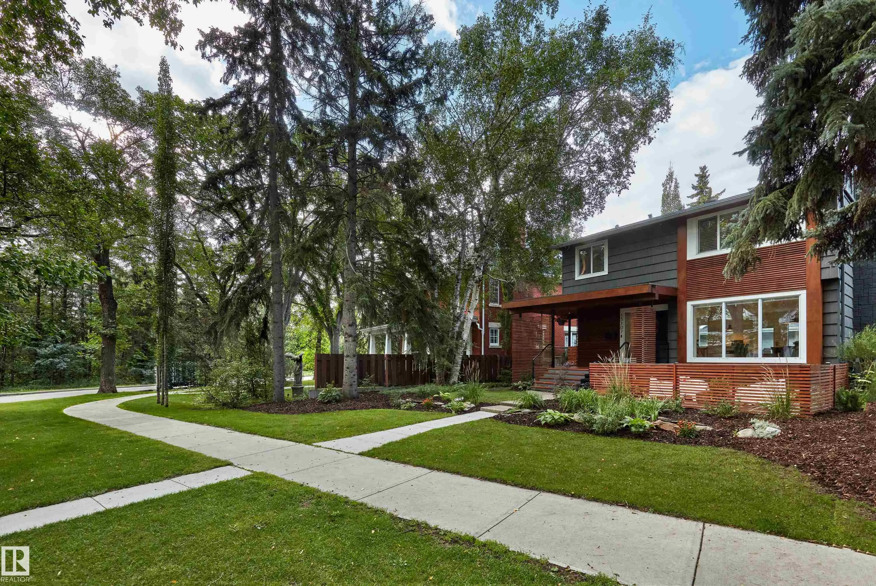 13107 CHURCHILL Crescent