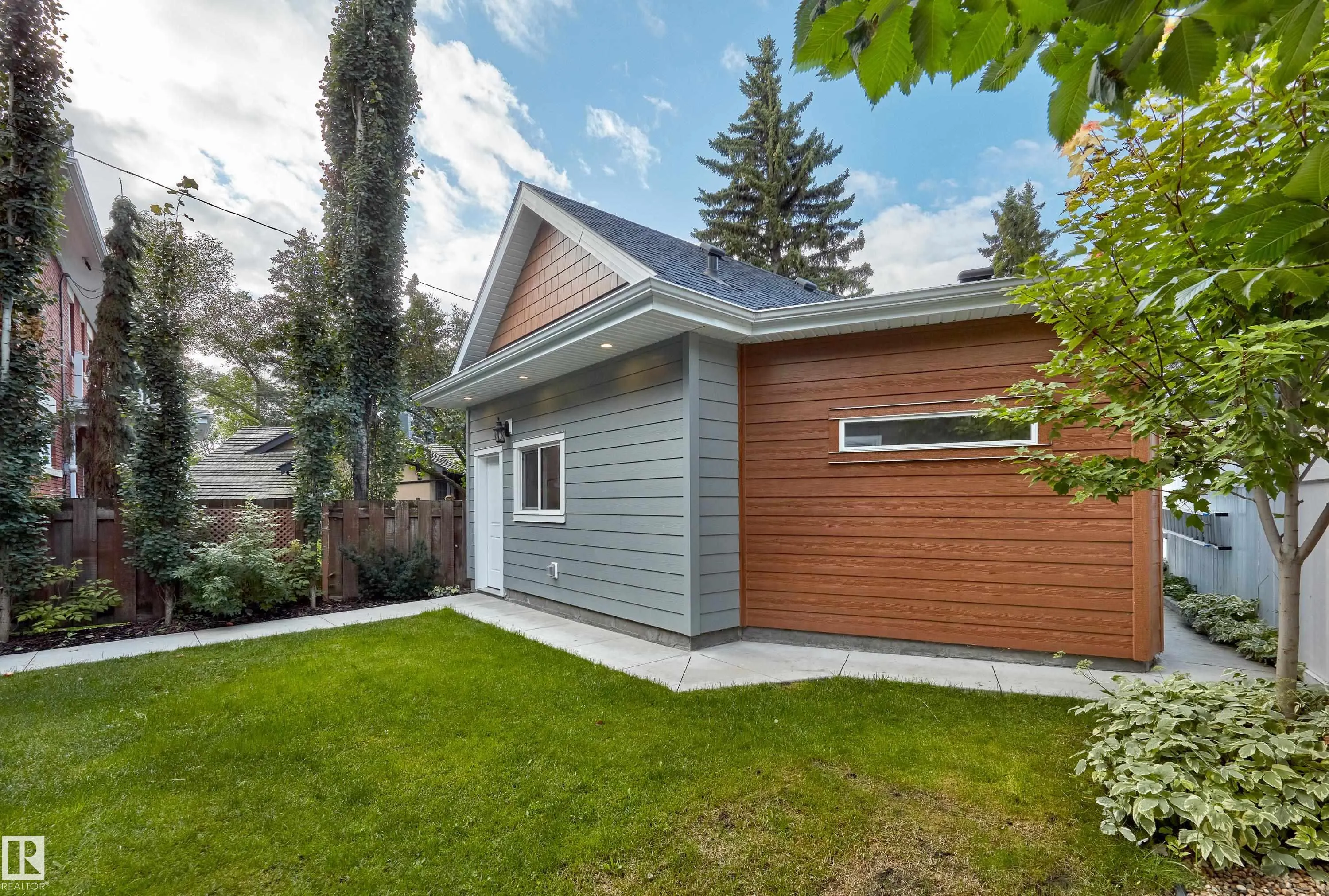 13107 CHURCHILL Crescent