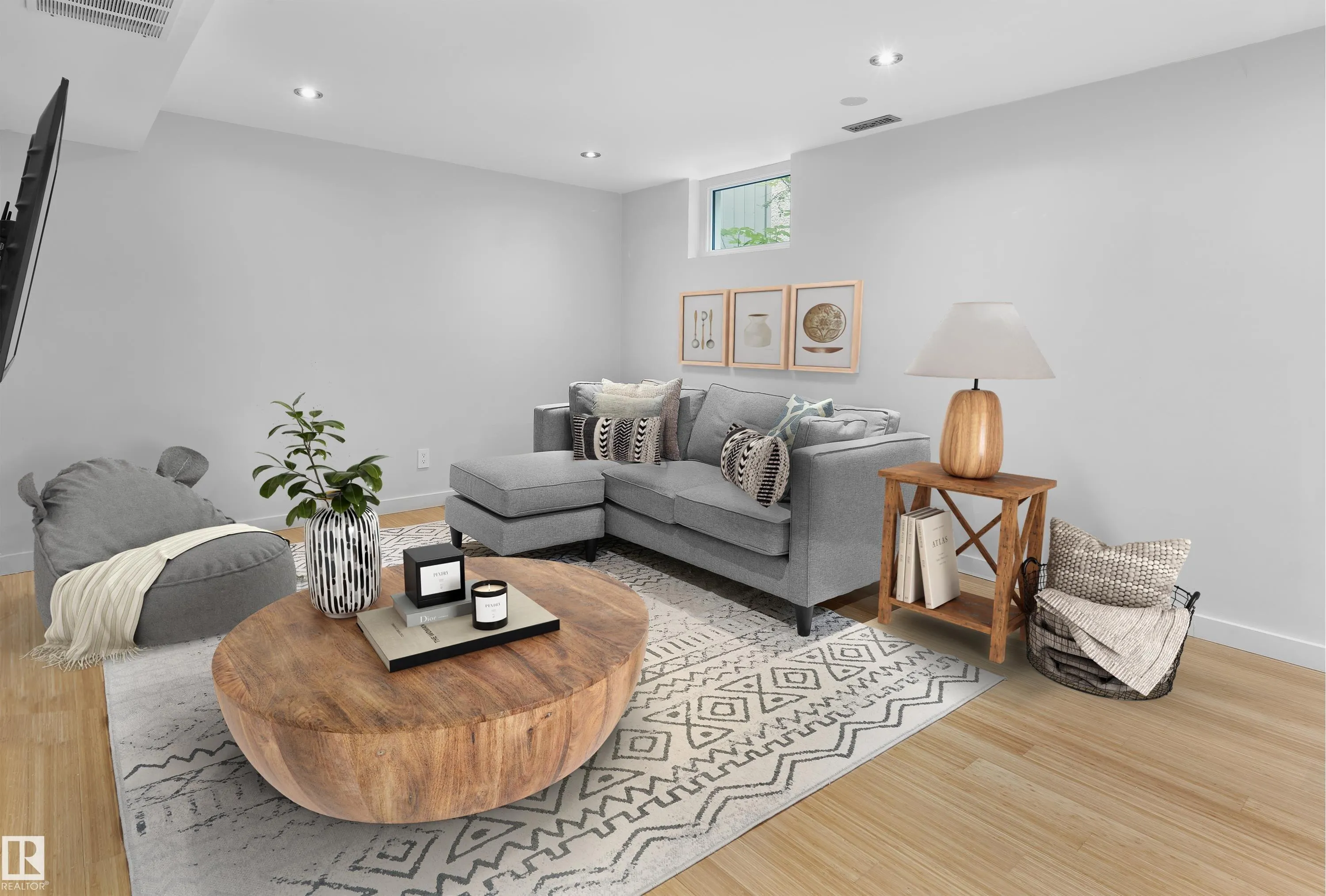 13107 CHURCHILL Crescent