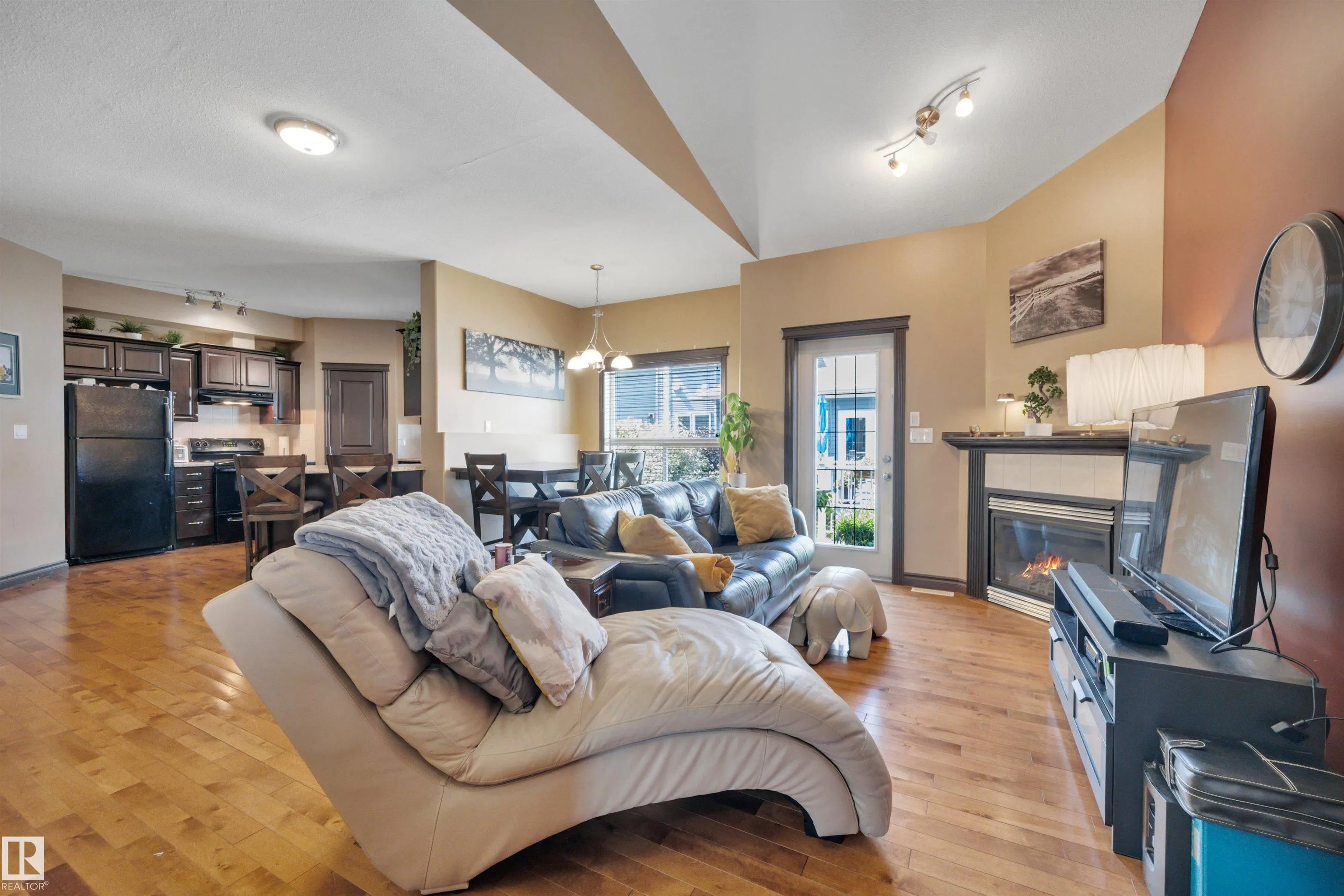 102 WEST HAVEN Drive