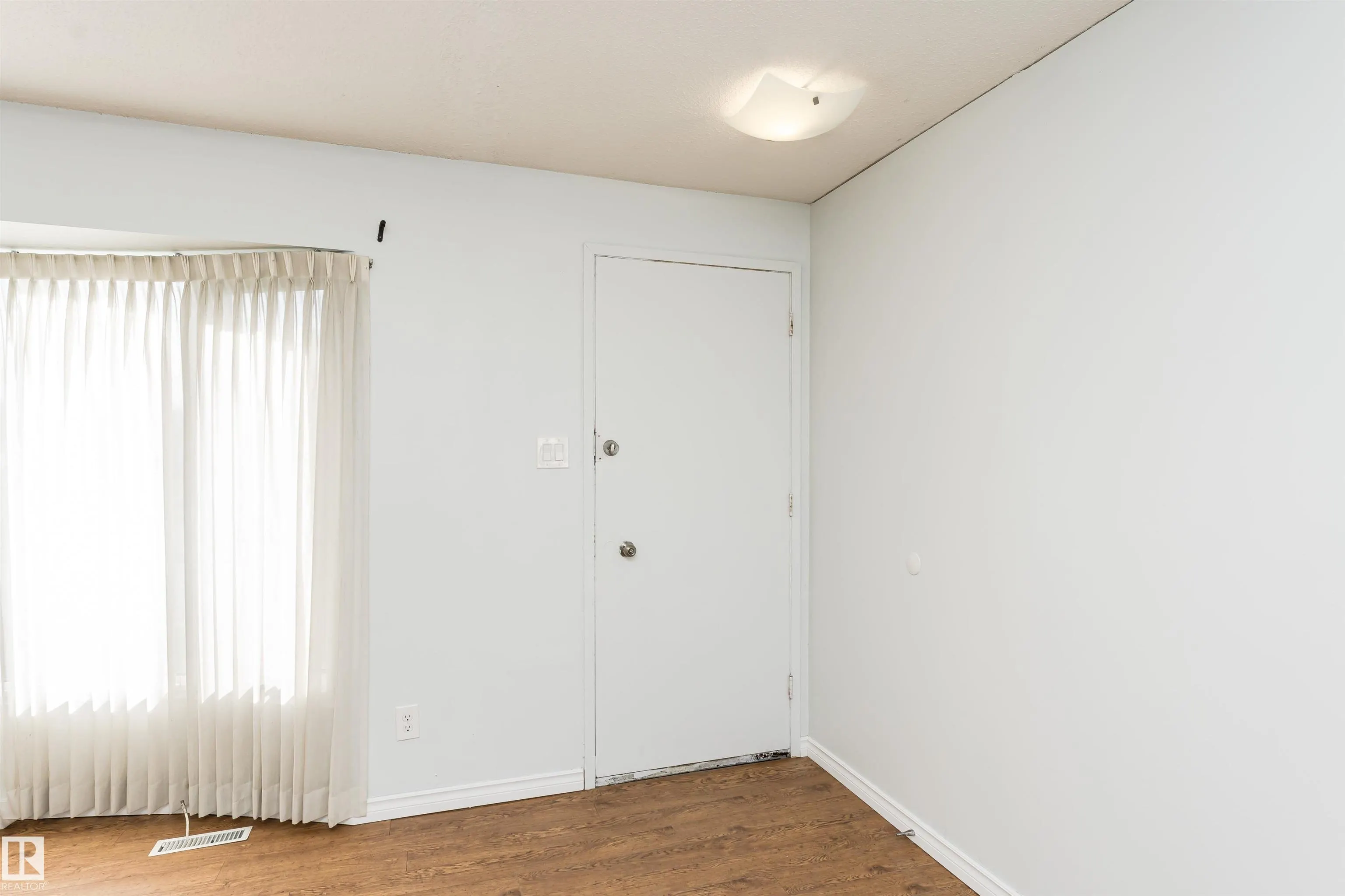 13520 113A Street