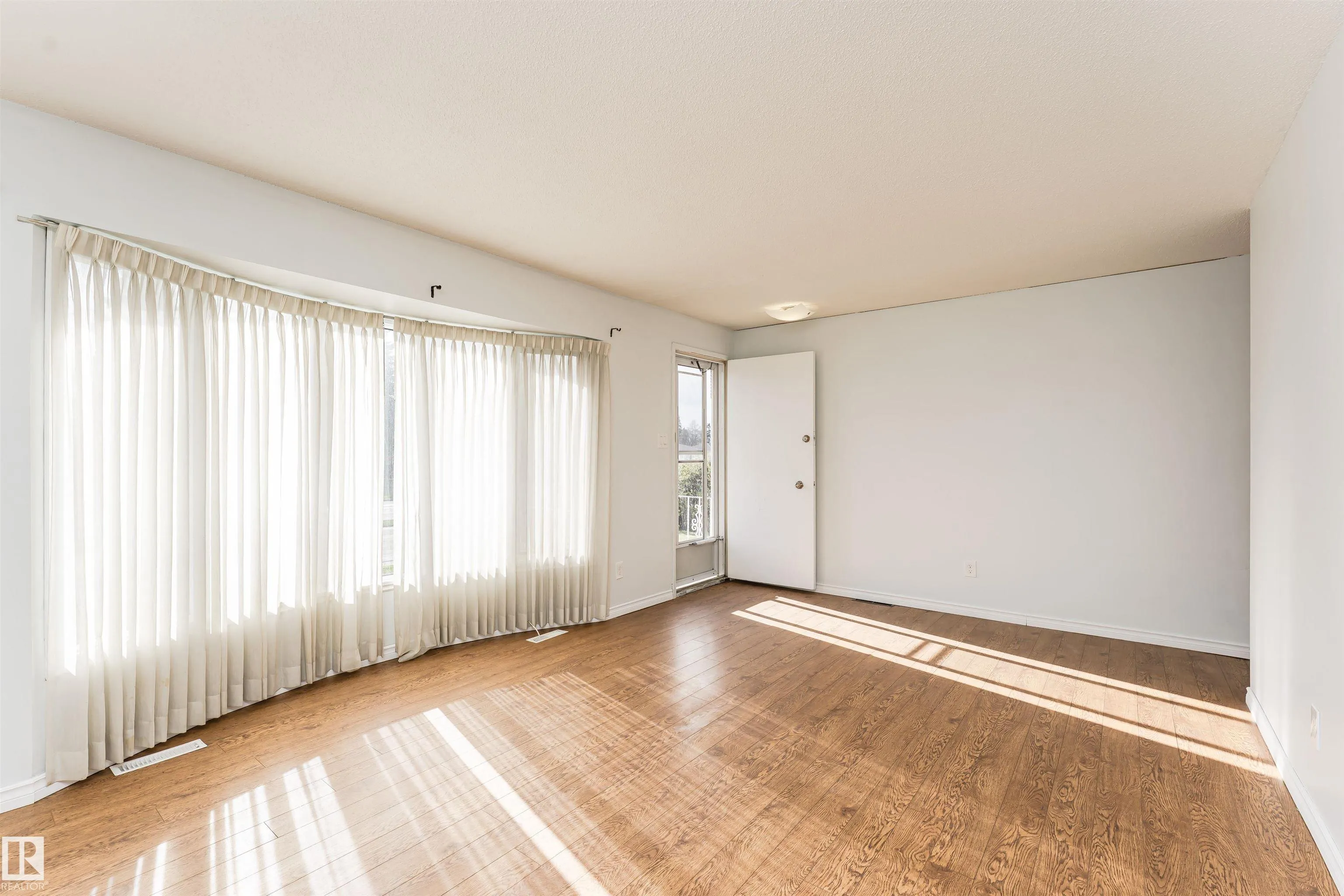 13520 113A Street